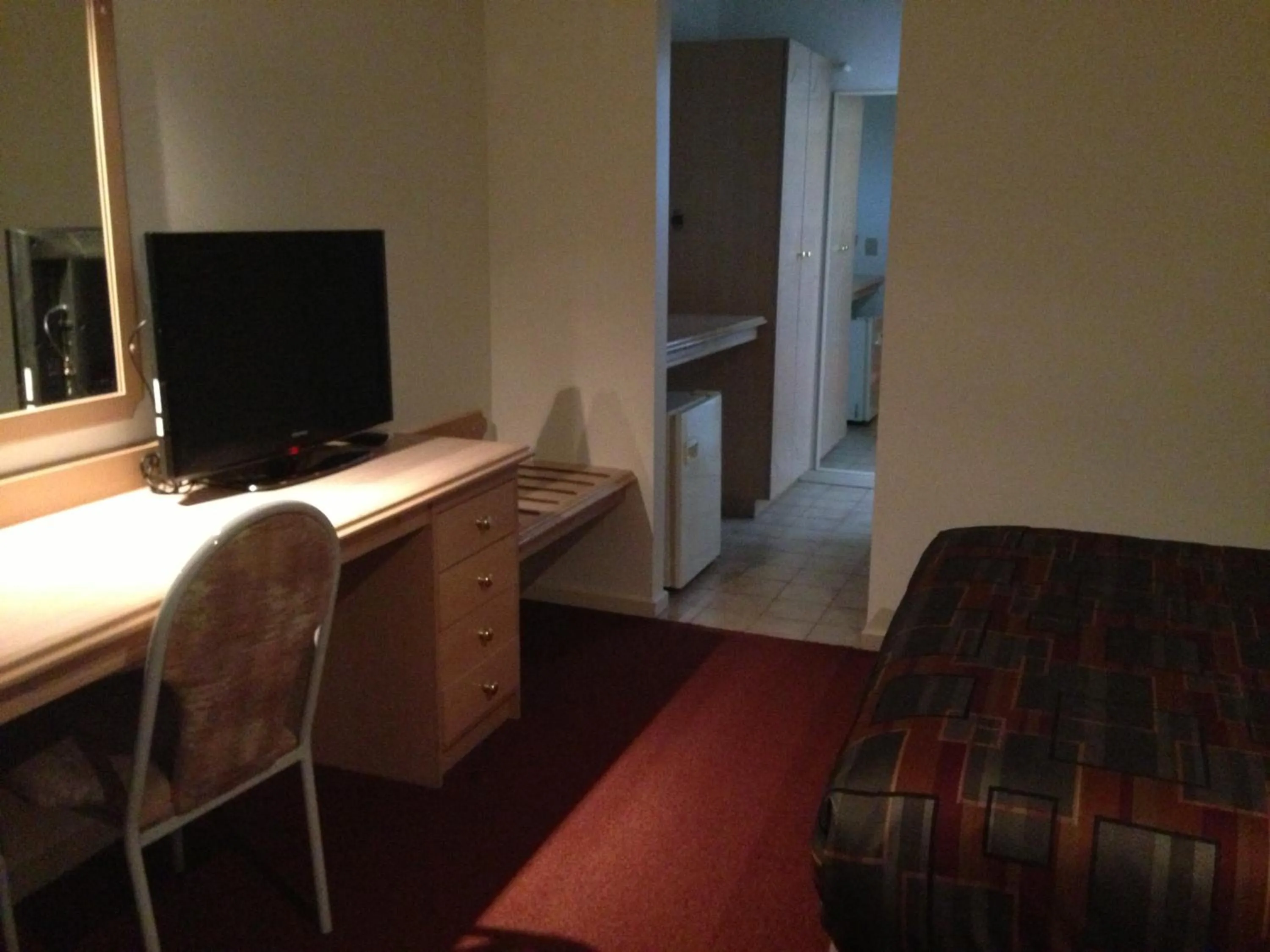 Bed in Nunawading Motor Inn