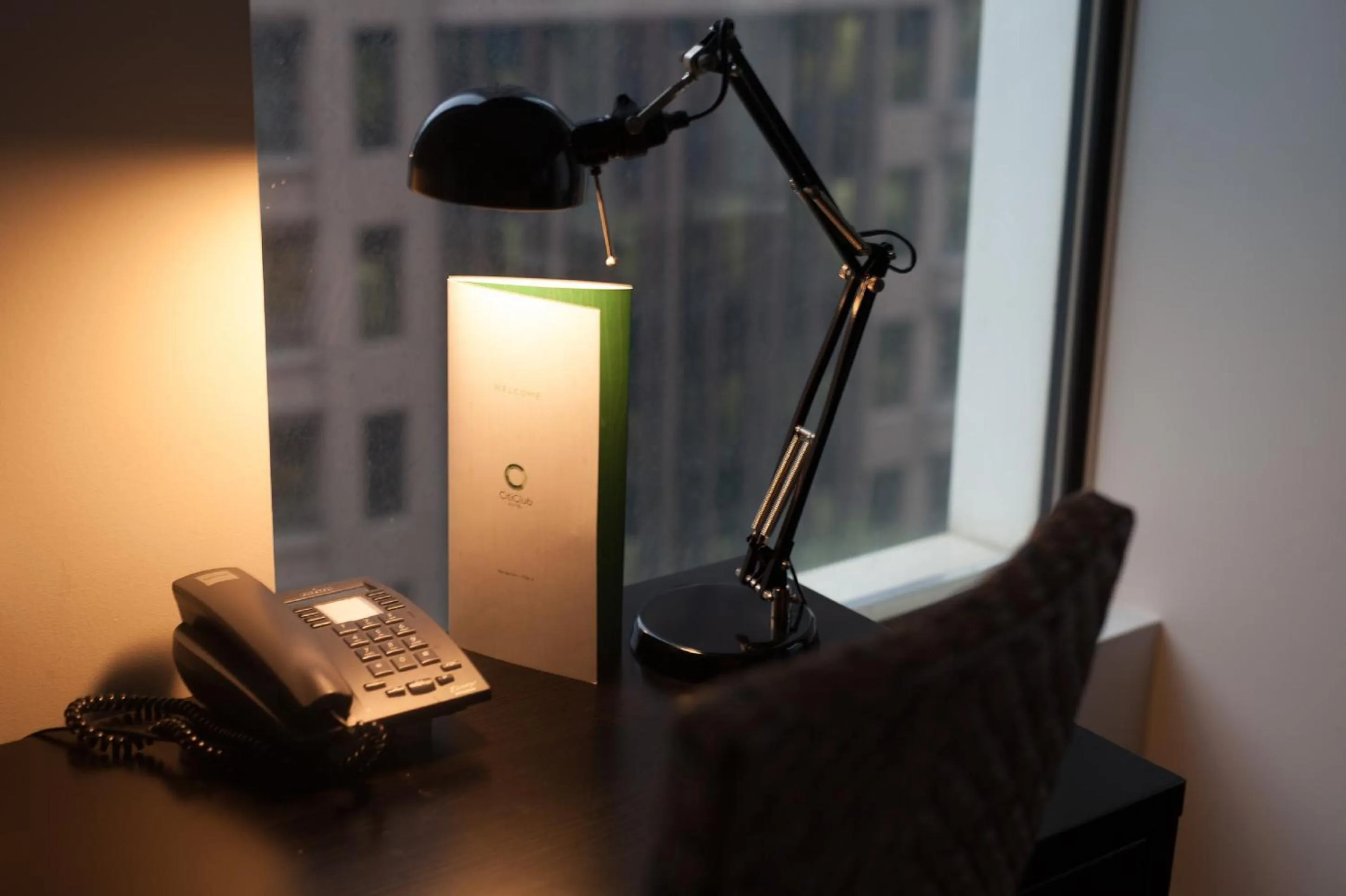 Living room in CitiClub Hotel Melbourne