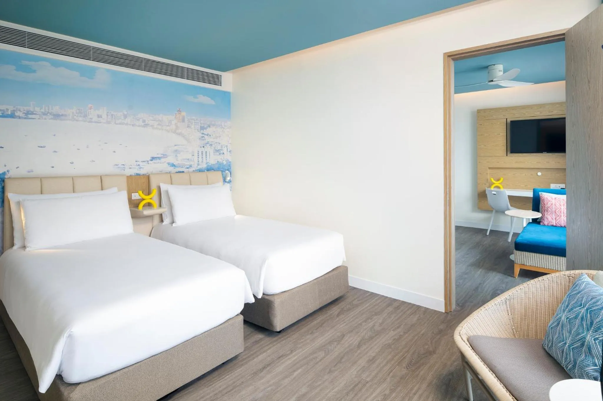 Bed in OZO North Pattaya