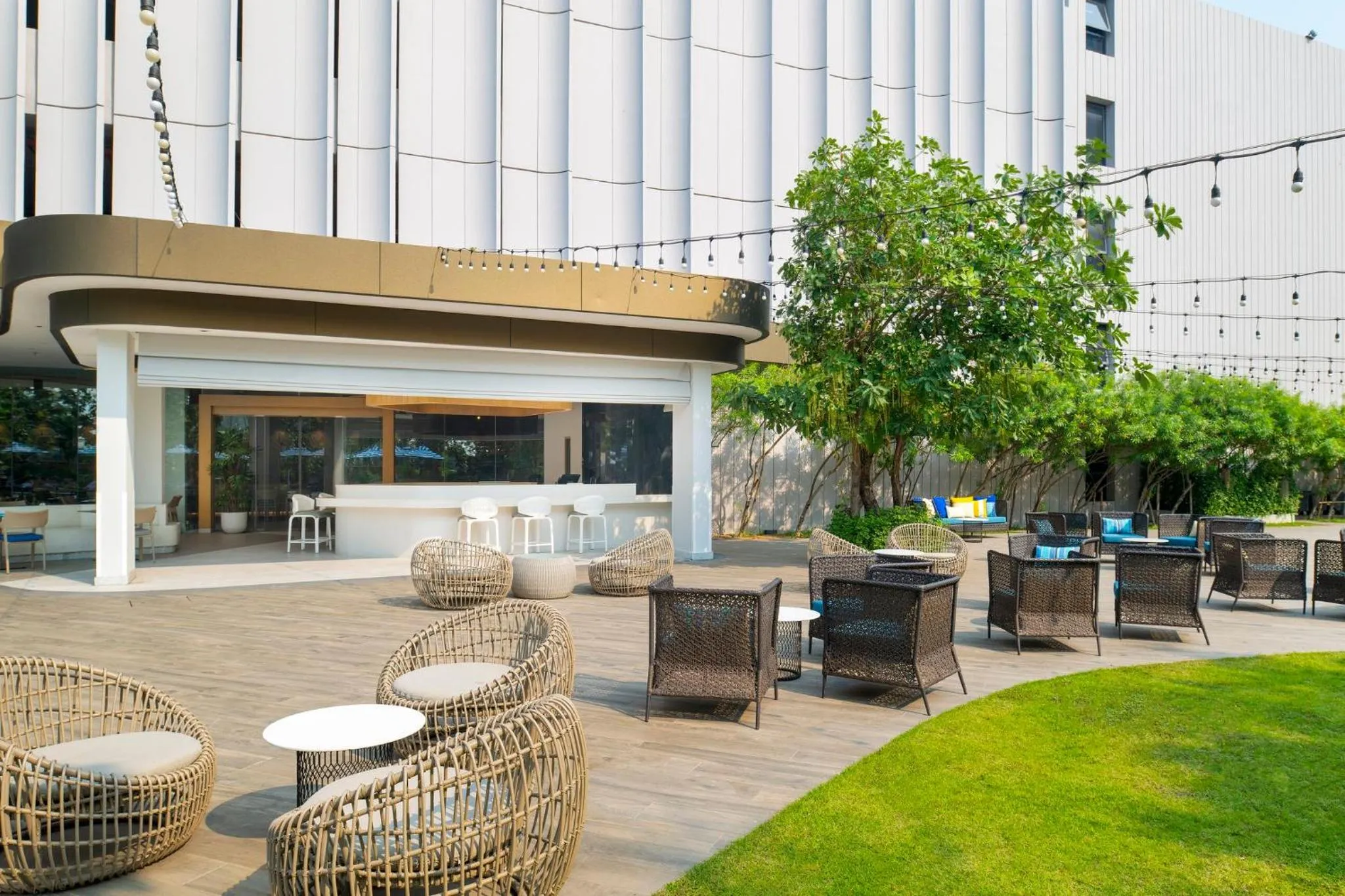 Restaurant/places to eat in OZO North Pattaya