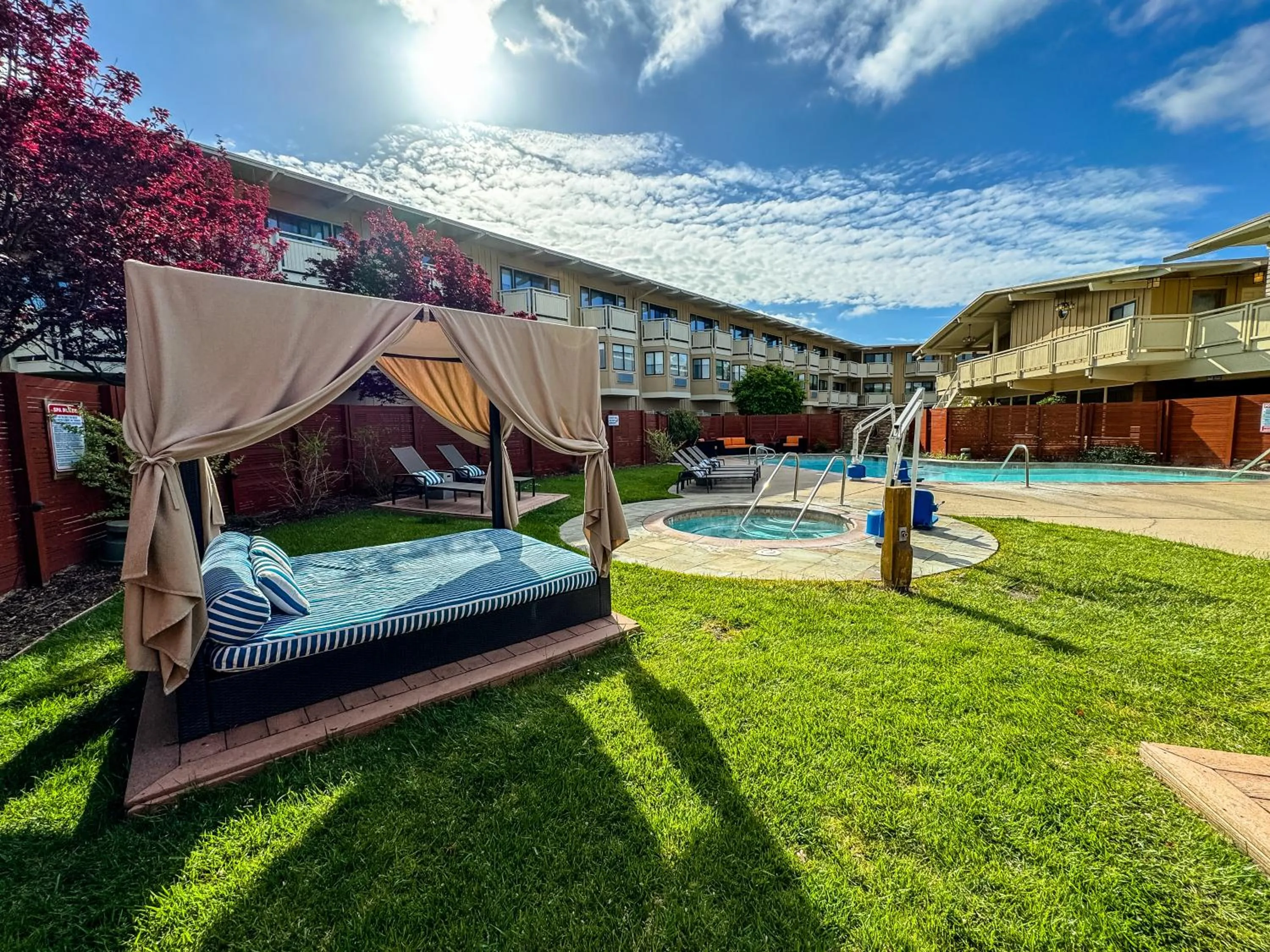 Patio in The Lodge at Tiburon