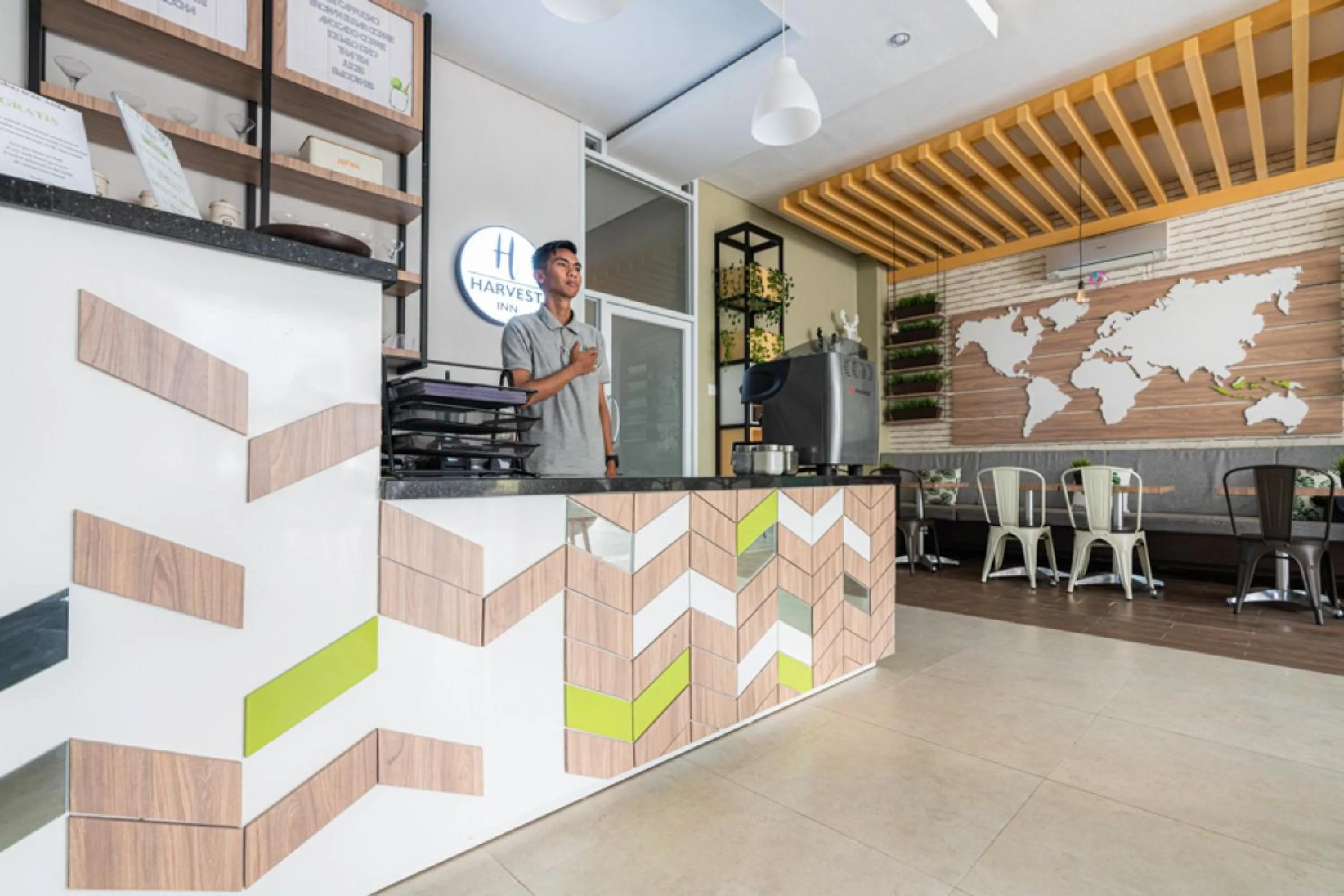 Staff in RedDoorz Plus At Harvest Inn Panakkukang