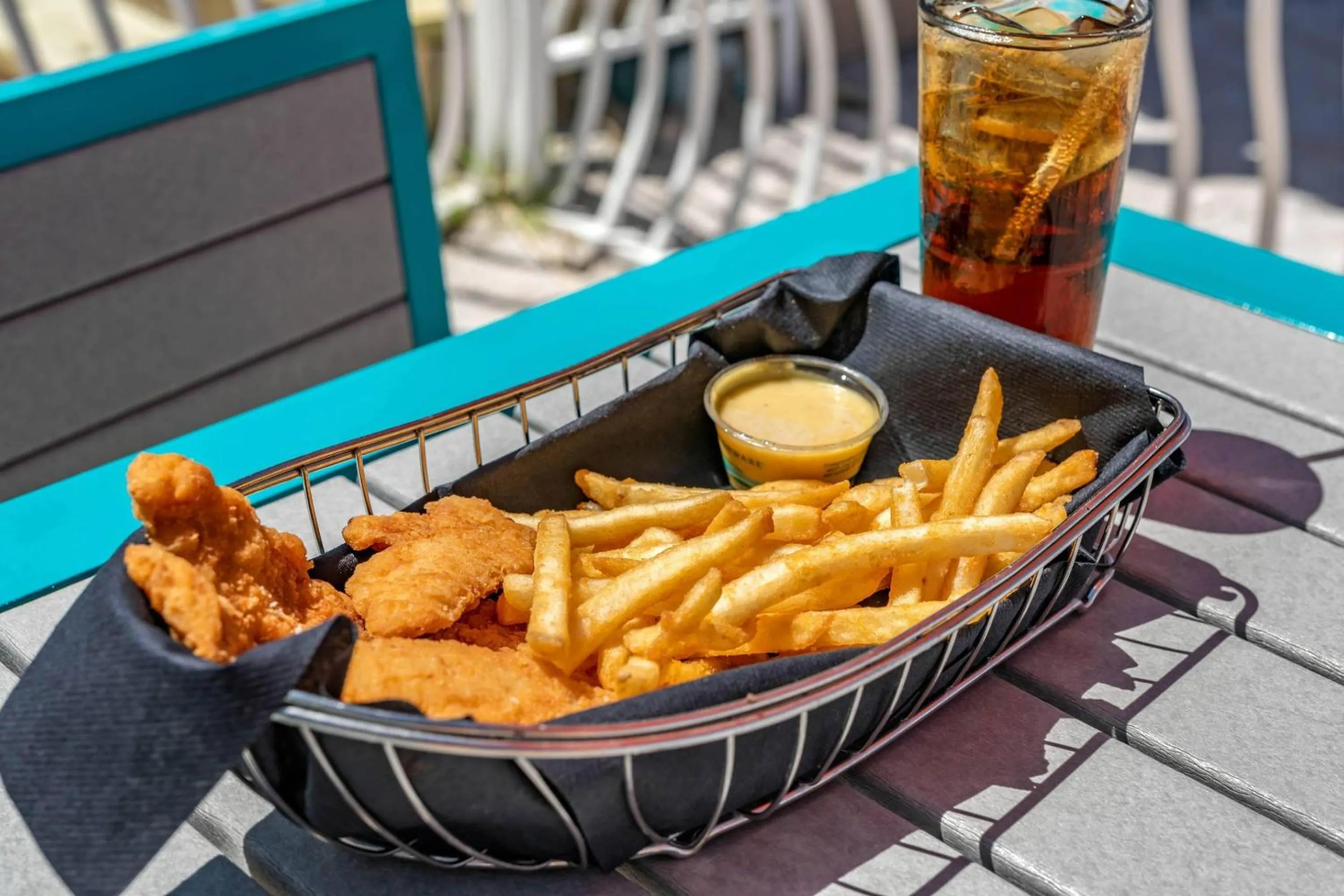 Restaurant/places to eat in Dolphin Sands Clearwater Beach, an Ascend Collection Hotel