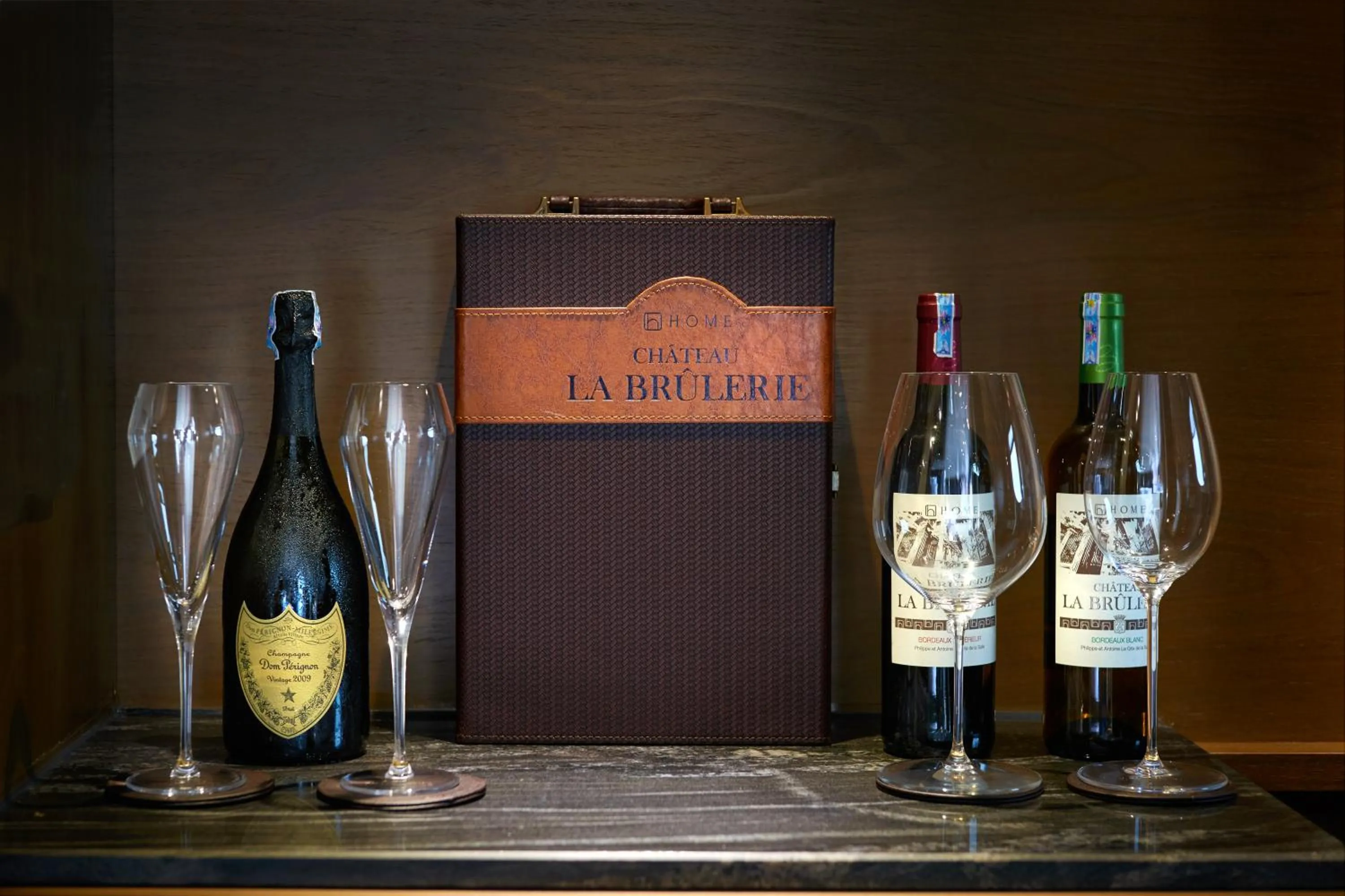 Decorative detail in Paradise Grand Cruise - Lan Ha Bay