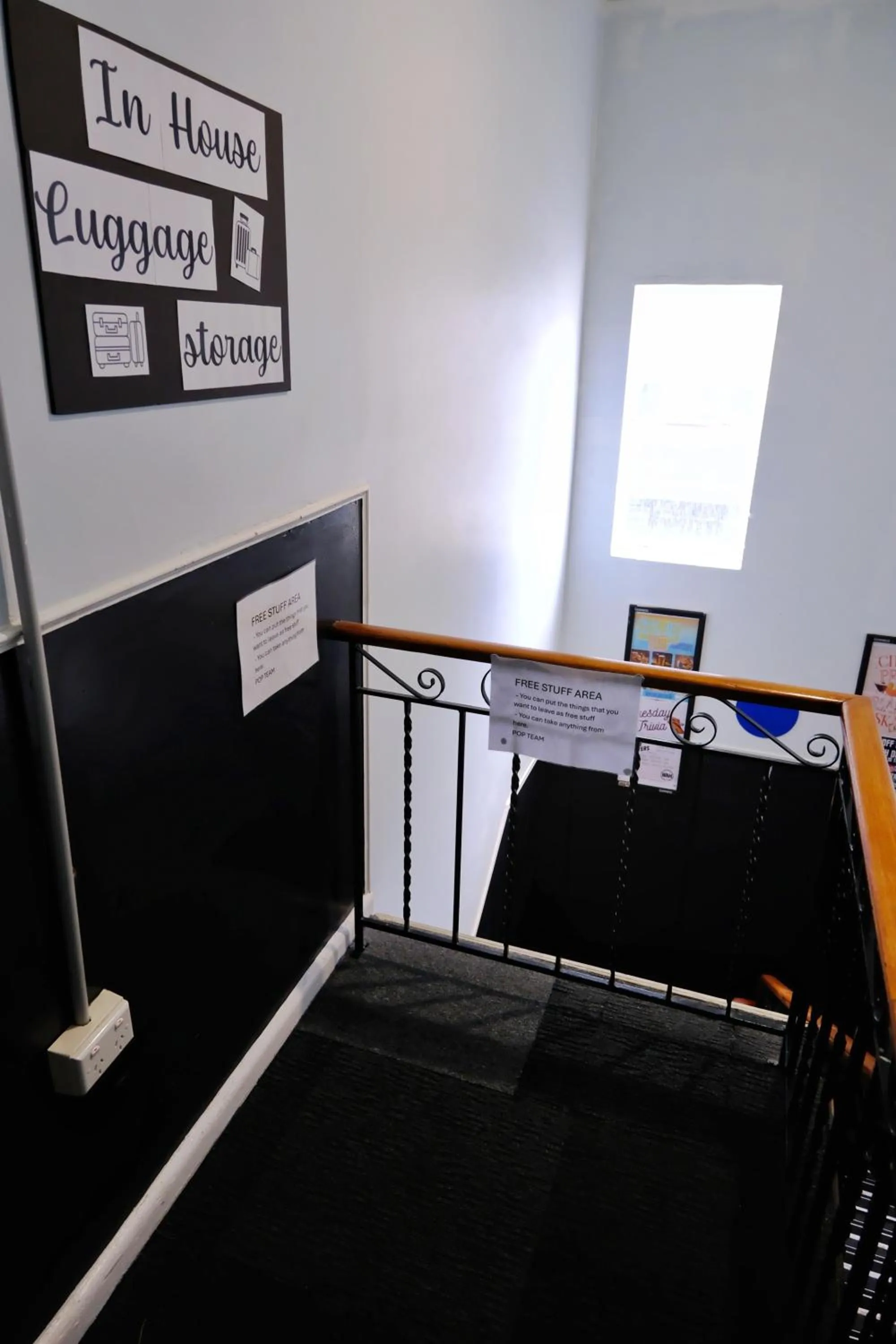 Property building in Pint On Punt Backpackers