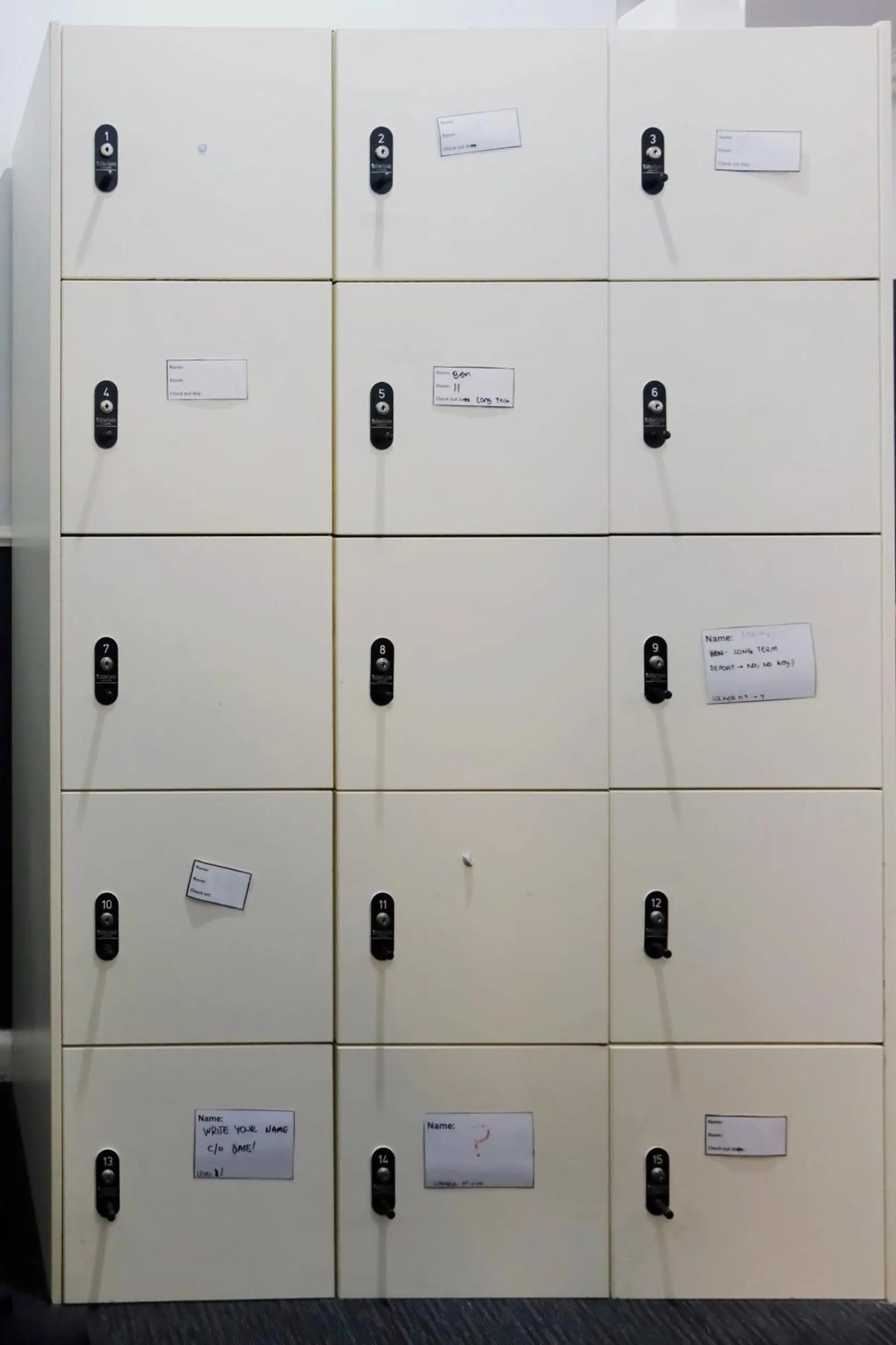 locker in Pint On Punt Backpackers