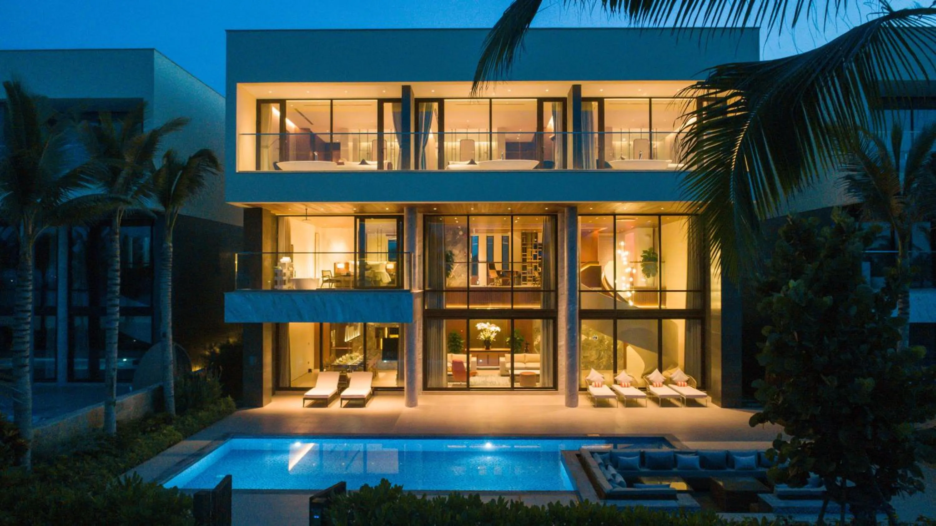 Night in The Five Villas & Resort Quangnam - Danang