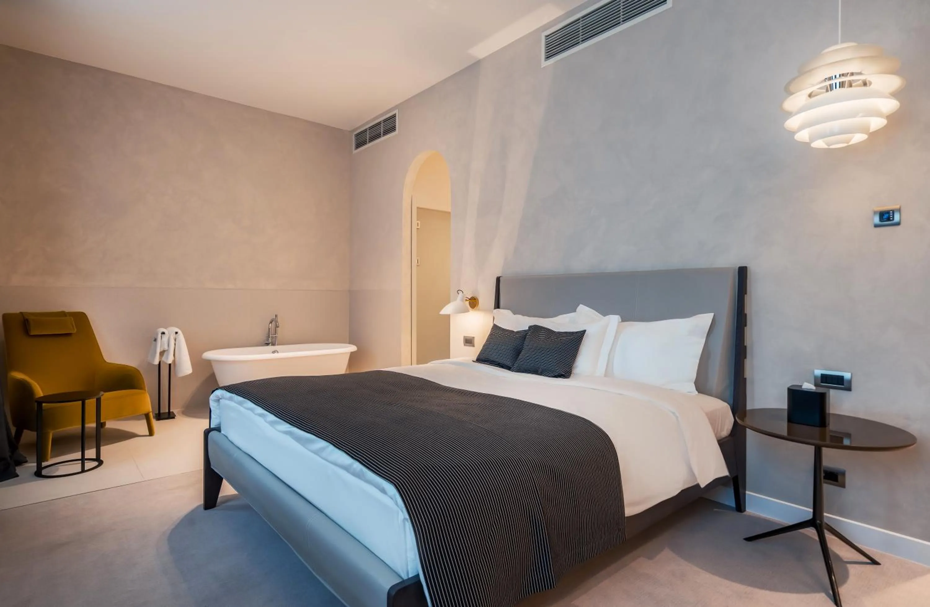 Bed in Monograph Freedom Square