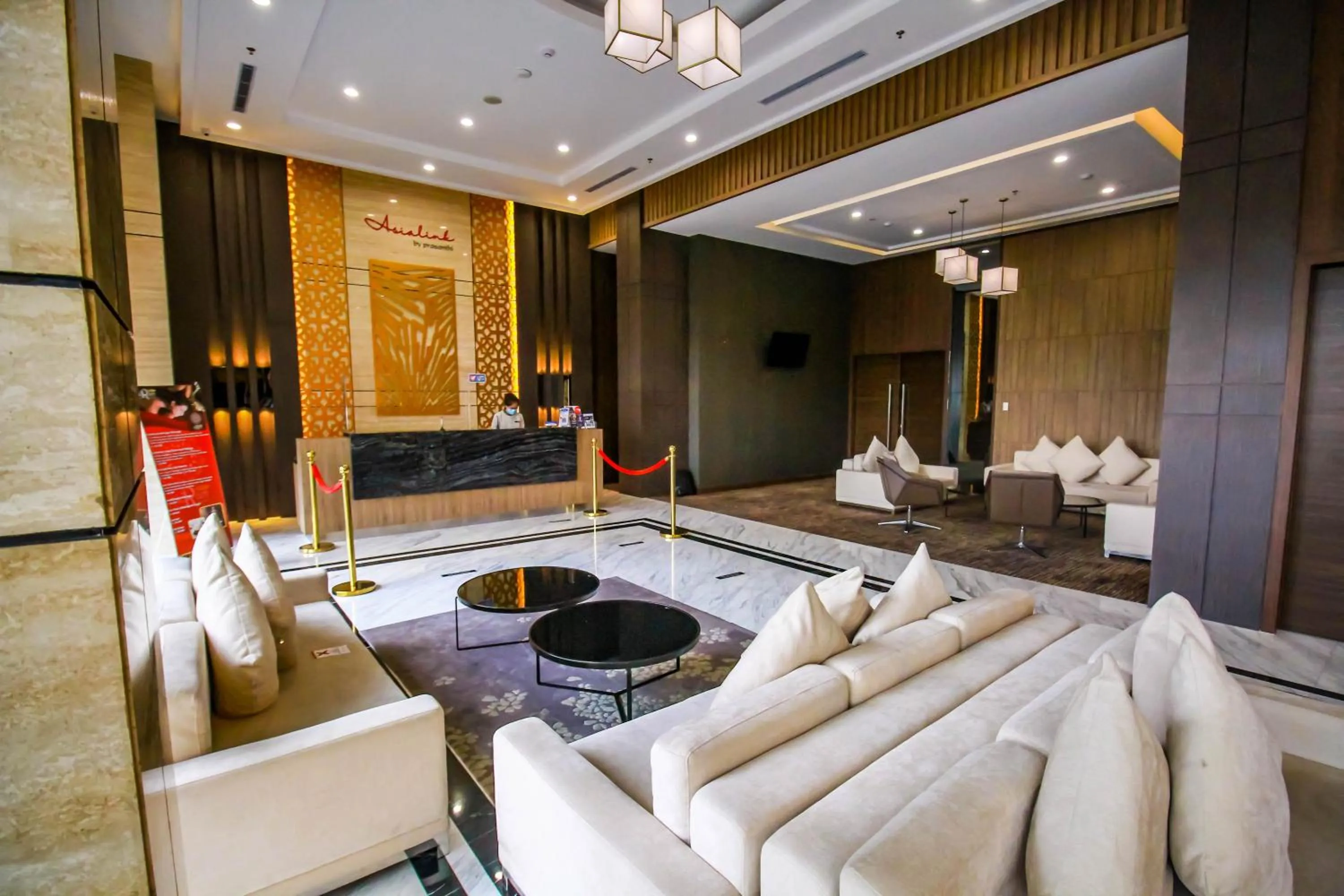 Lobby or reception in Asialink Hotel Batam by Prasanthi