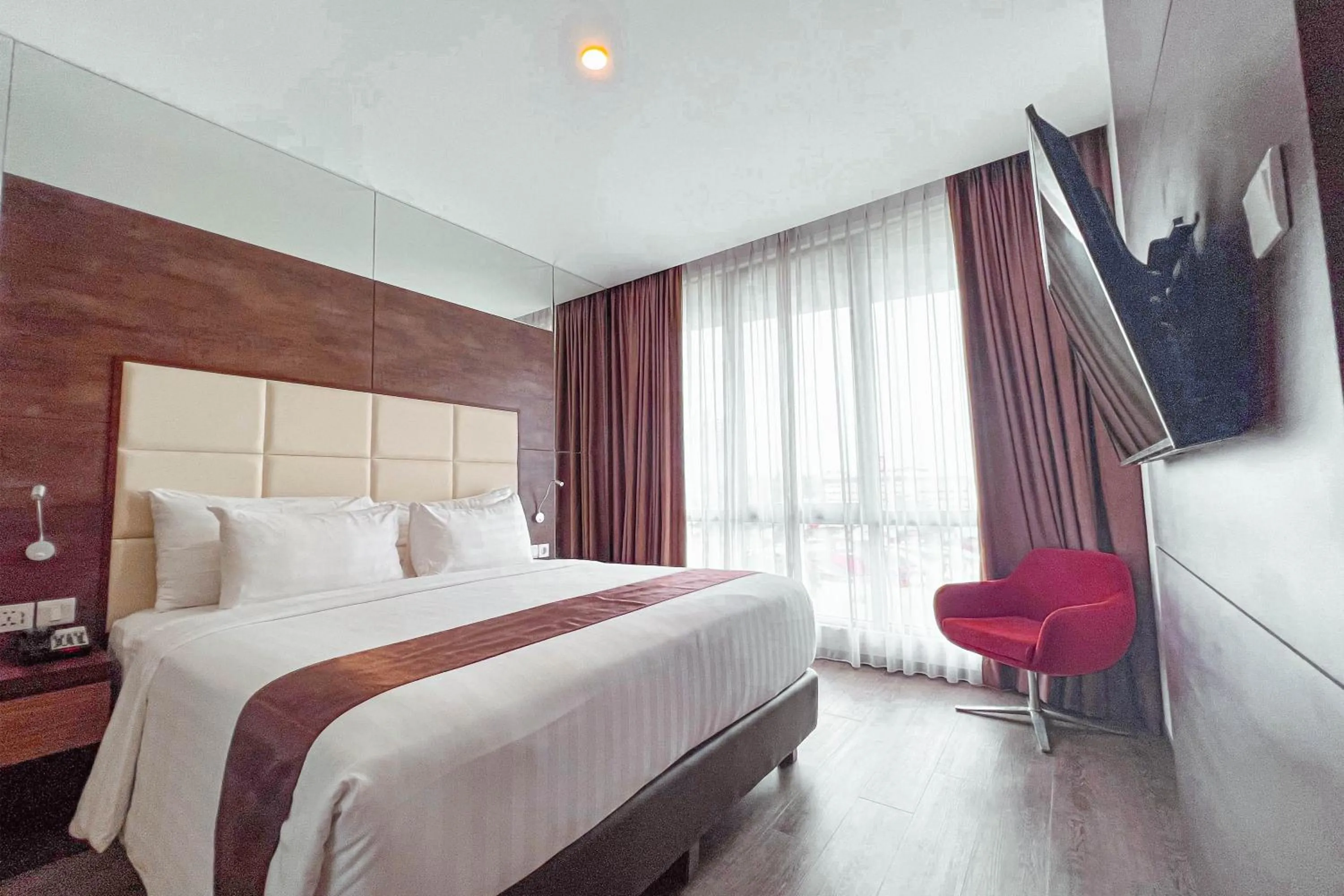 Bedroom, Bed in Asialink Hotel Batam by Prasanthi