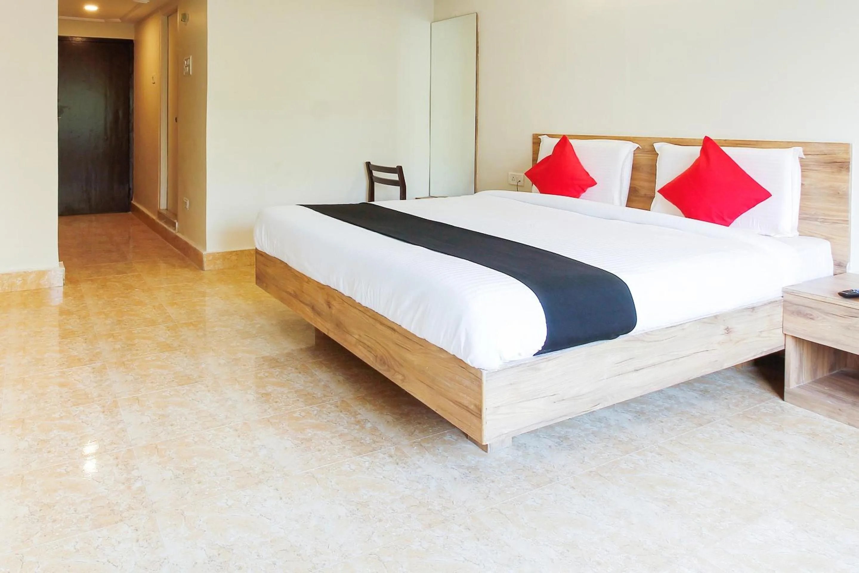 Bedroom, Bed in Capital O Sri Suprabhat Grand Near Kachiguda Railway Station