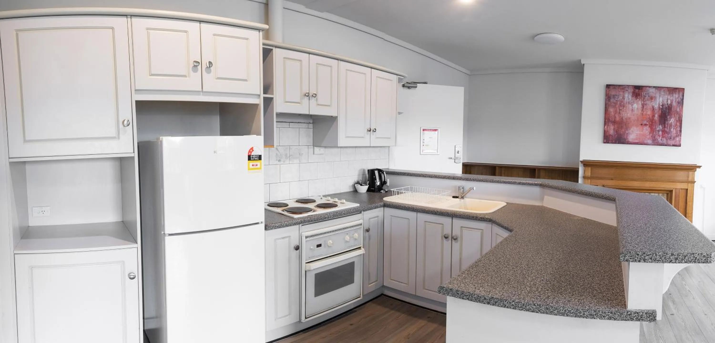 Kitchen or kitchenette in Nightcap at Rose & Crown Hotel