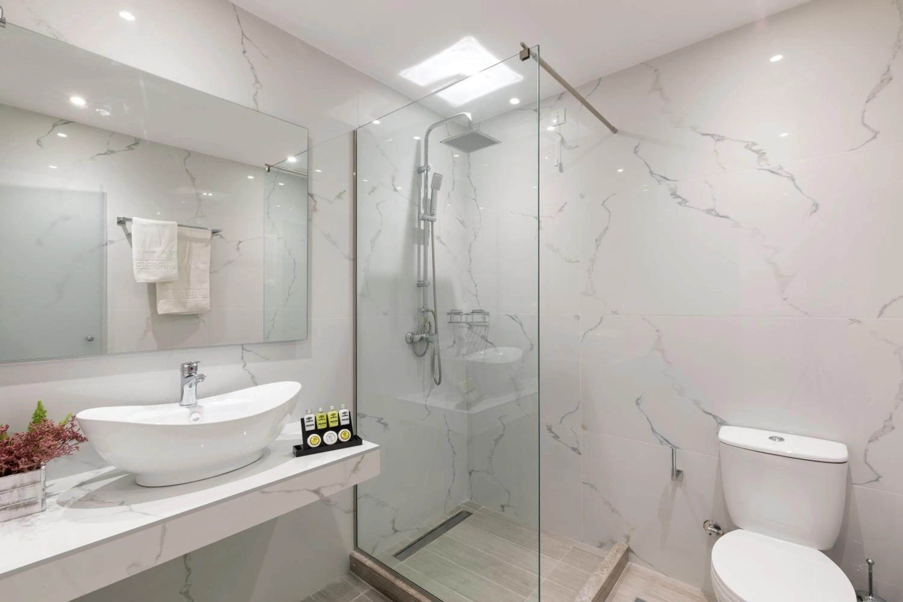 Bathroom in Melina Oasis Boutique Hotel