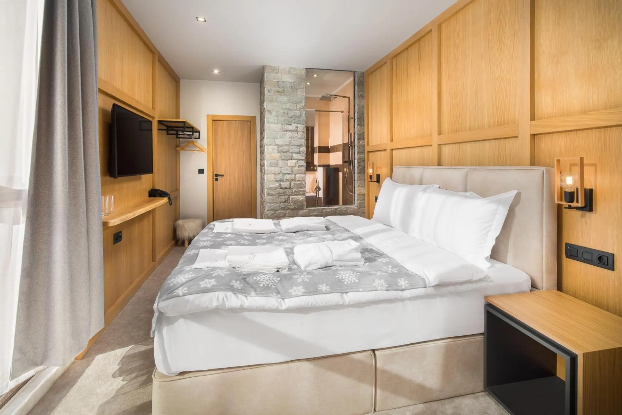 Bed in Hotel and Relax Moreni