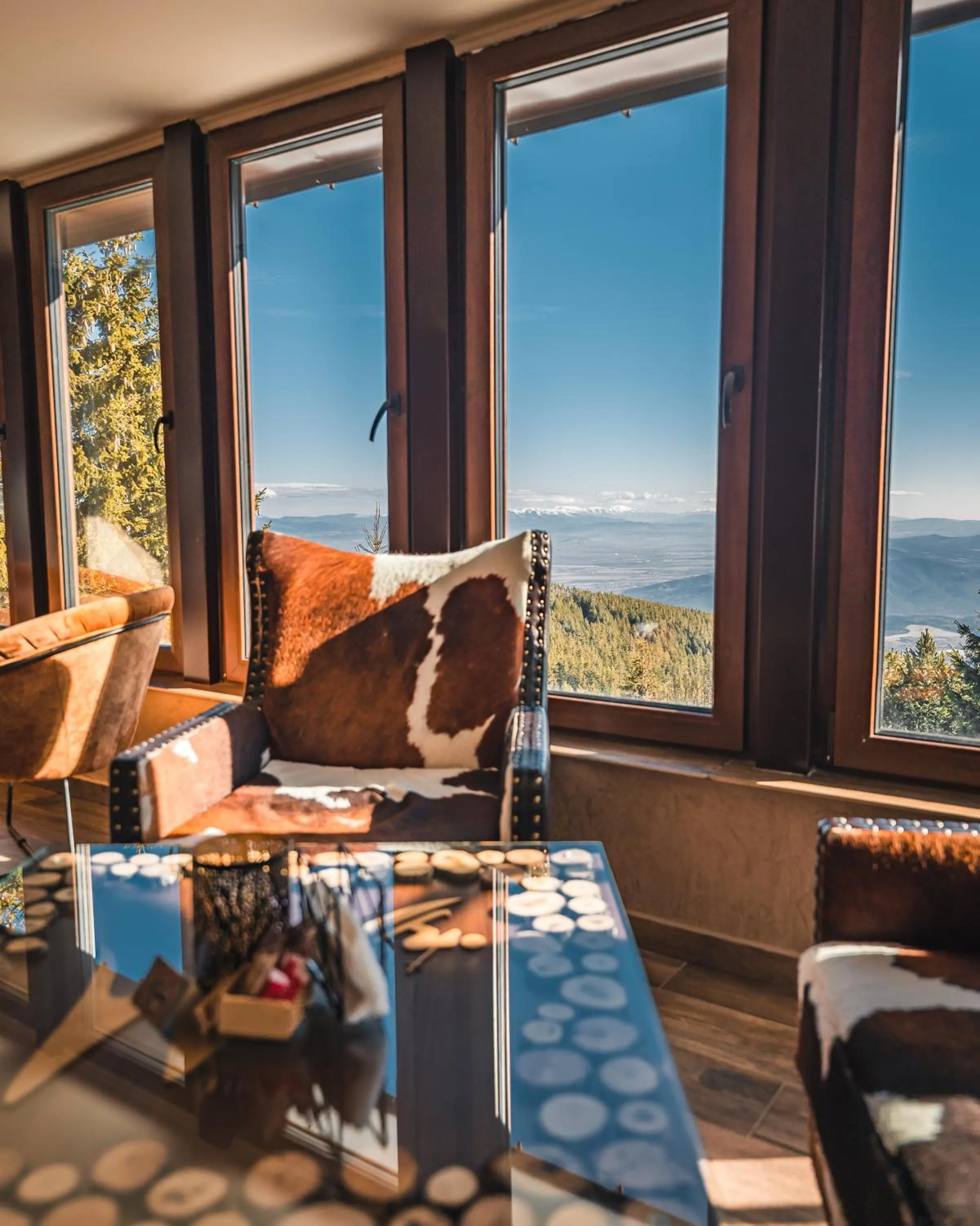 Restaurant/places to eat in Hotel and Relax Moreni