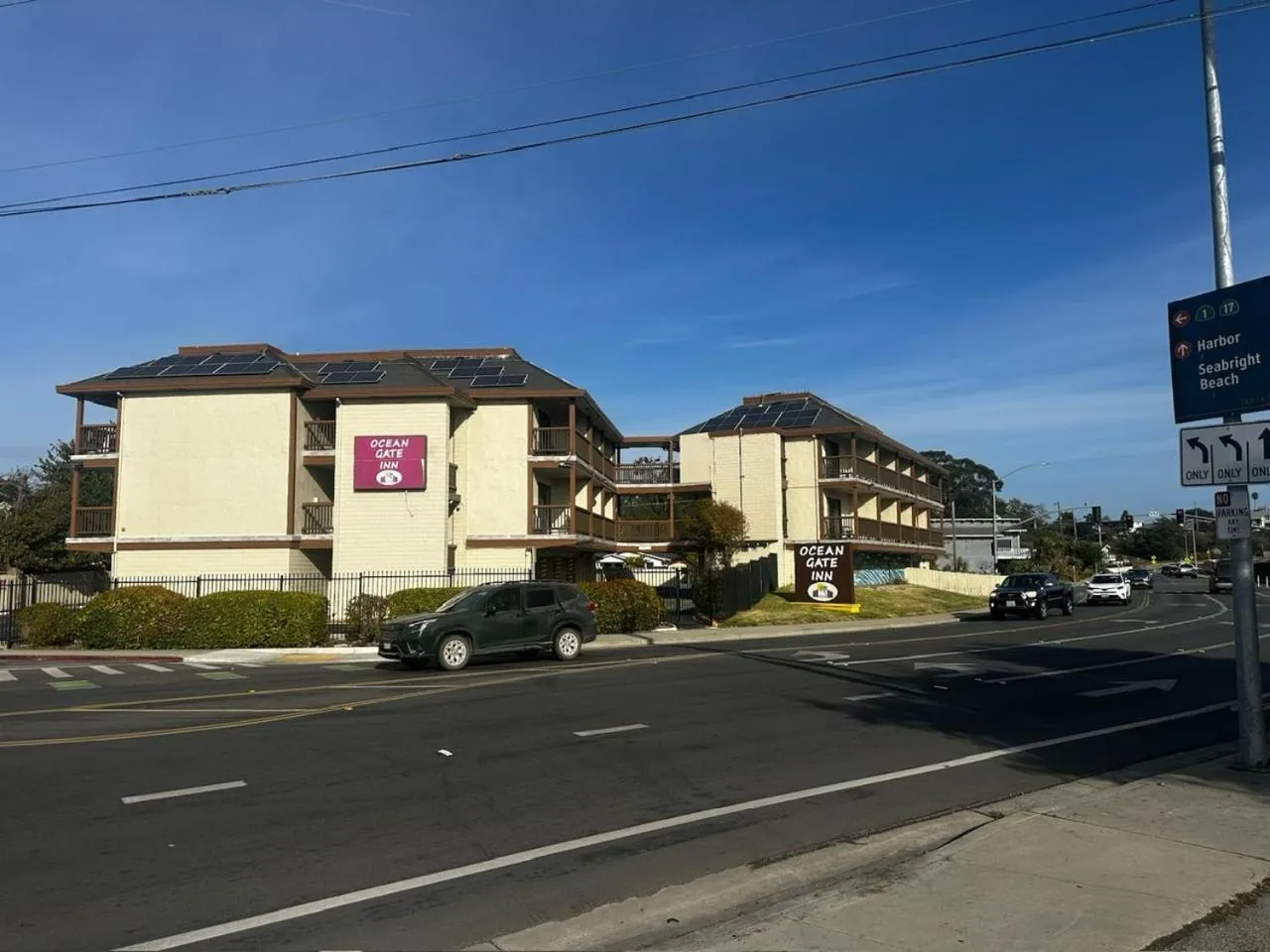 Property building in Ocean Gate Inn