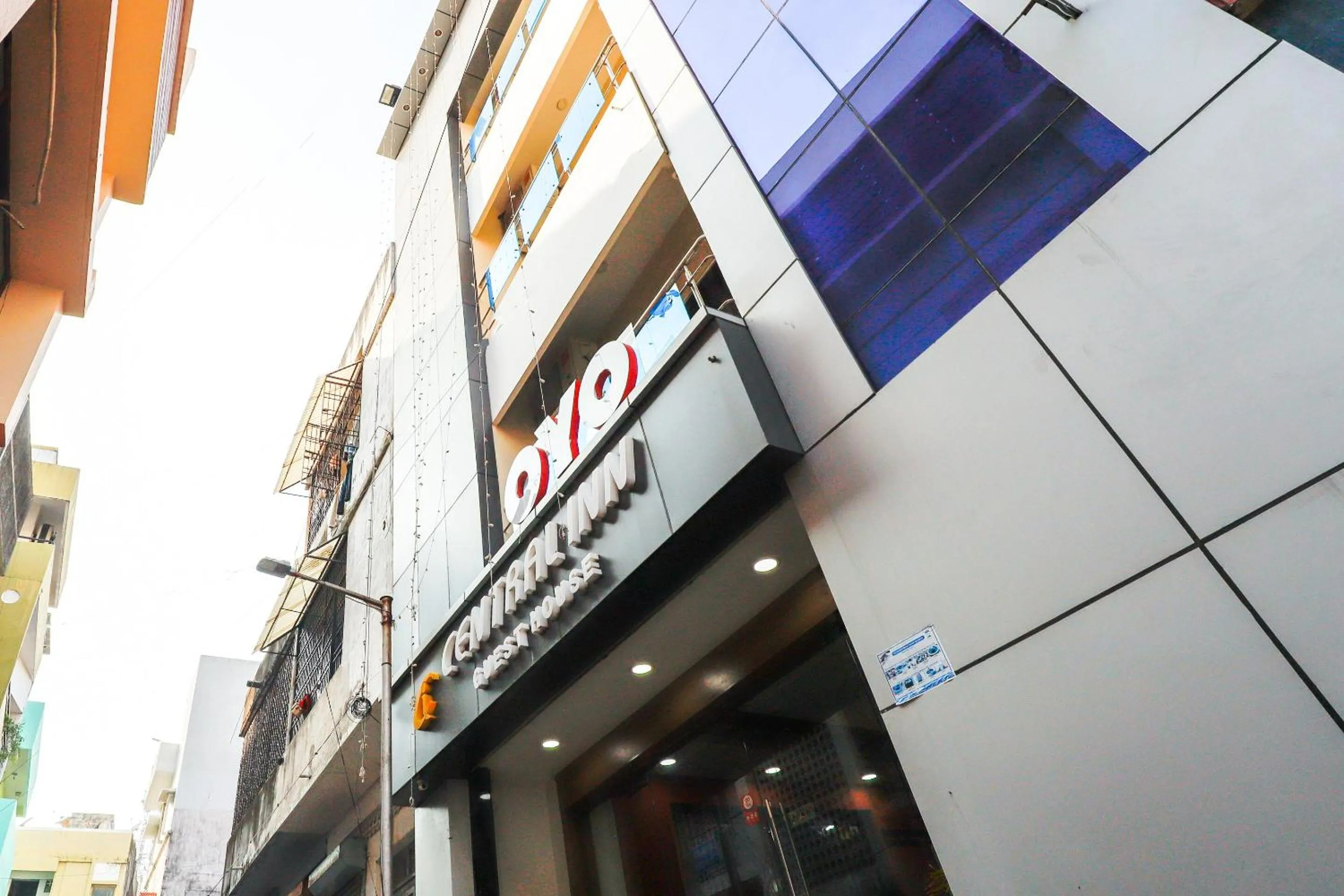 Facade/entrance in SPOT ON Central Inn