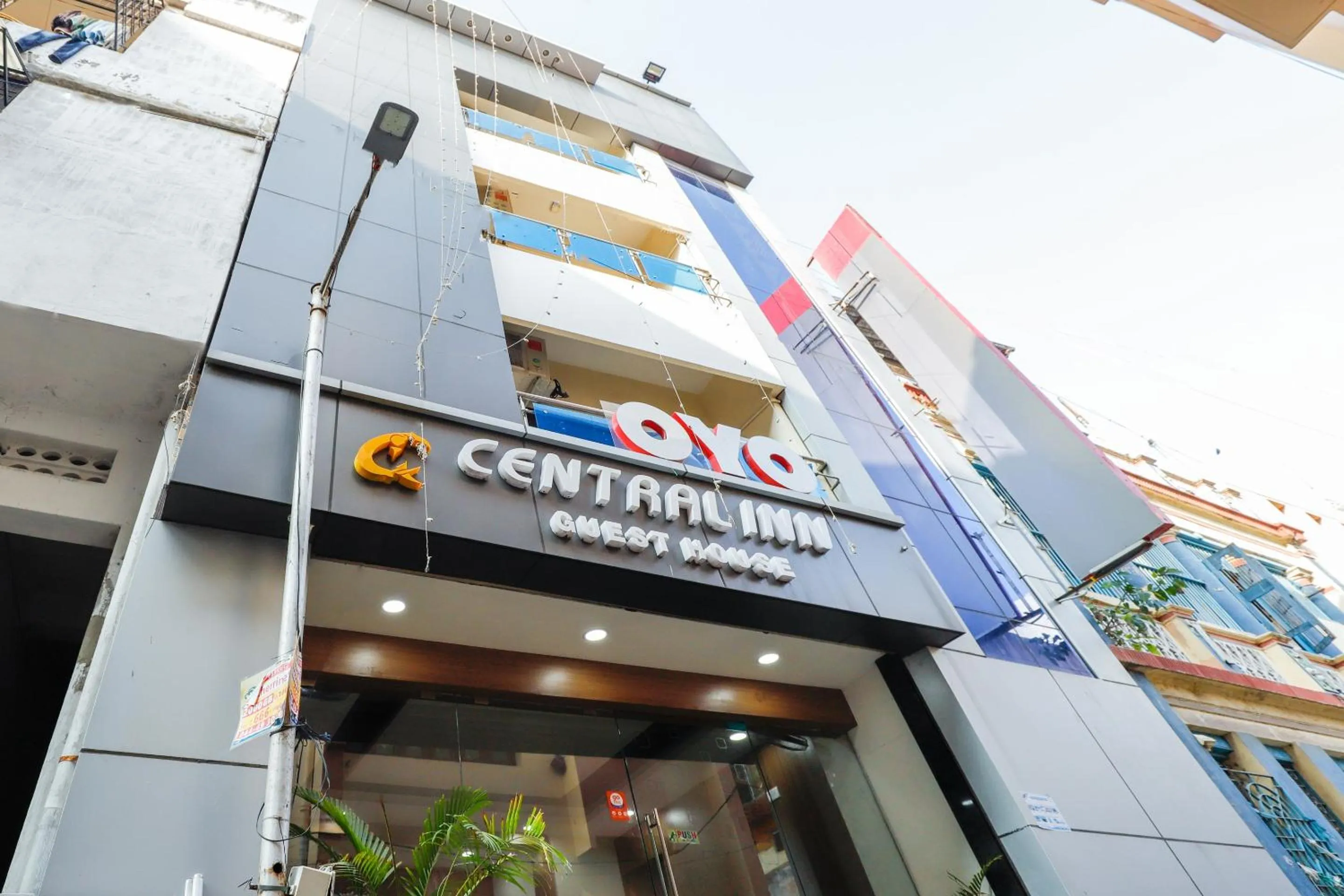 Facade/entrance in SPOT ON Central Inn