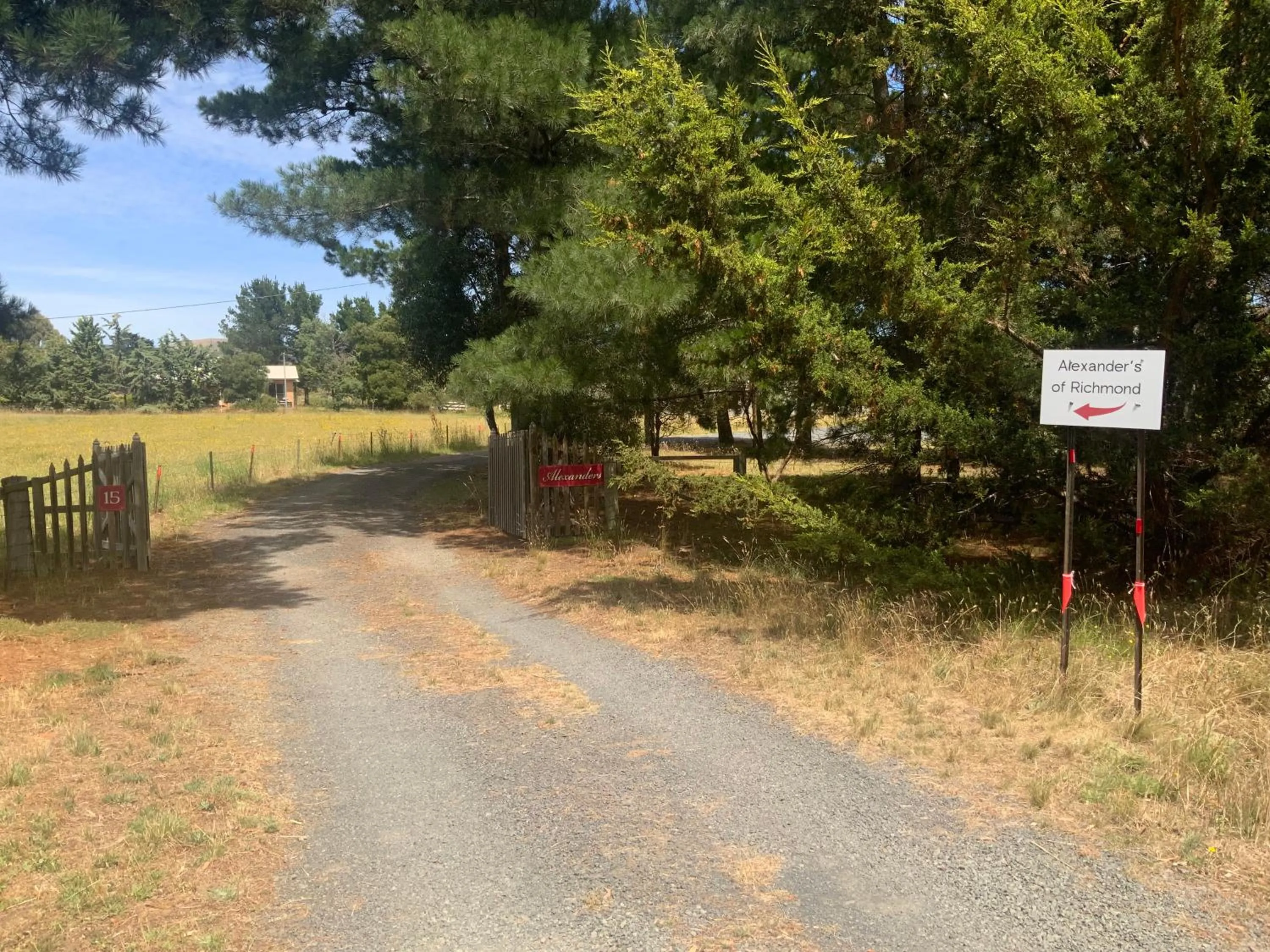 Facade/entrance in Alexanders Of Richmond