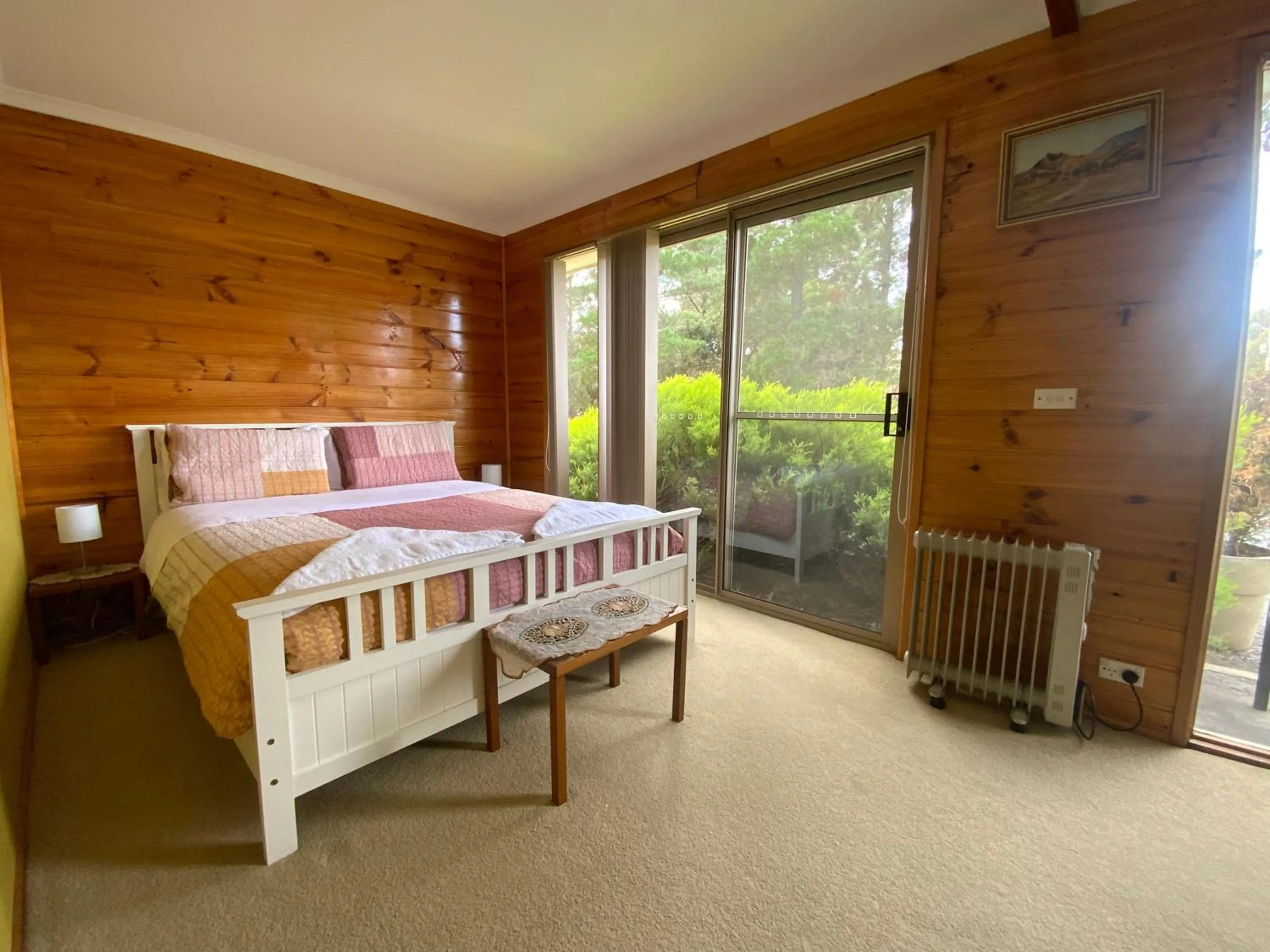 Bedroom, Bed in Alexanders Of Richmond