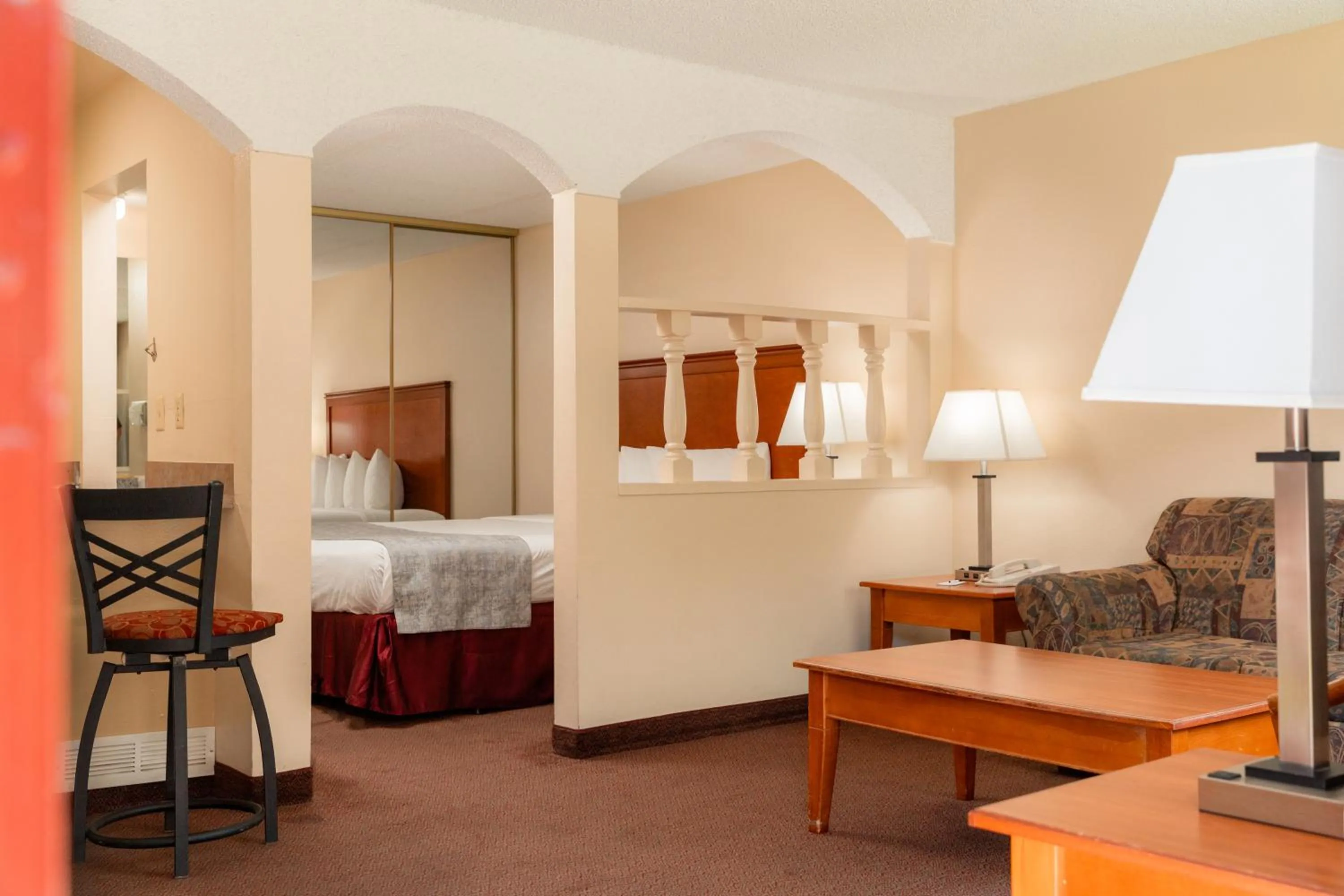 Photo of the whole room, Bed in Mardi Gras Hotel & Casino