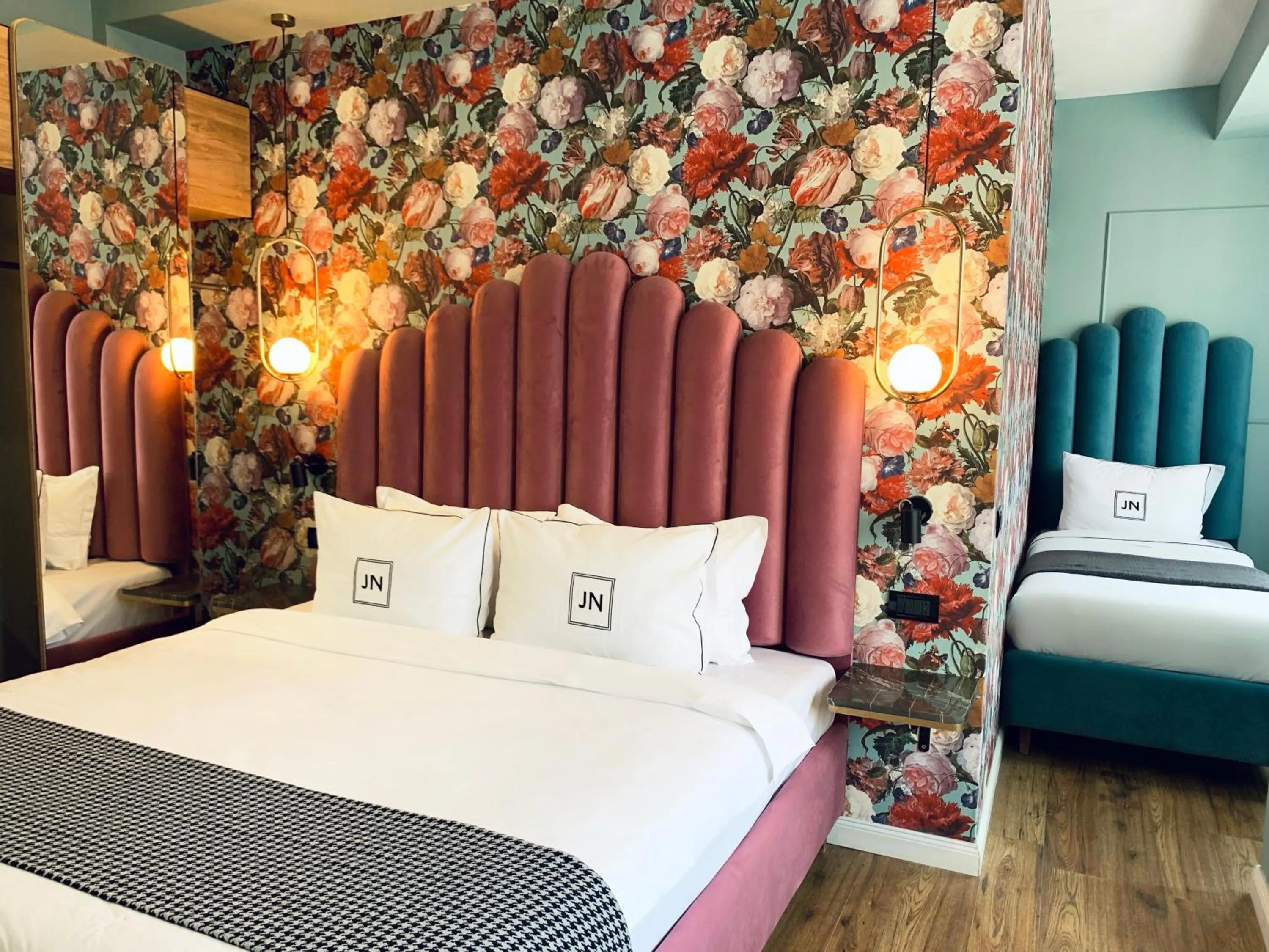 Bed in JN Boutique Hotel