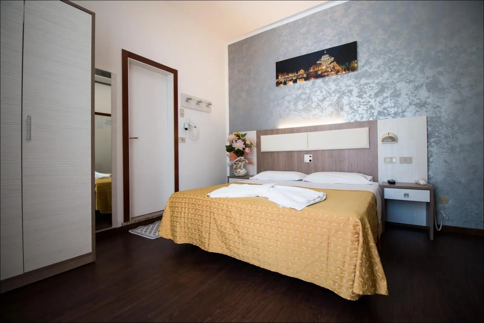 Bed in Hotel Belfiore