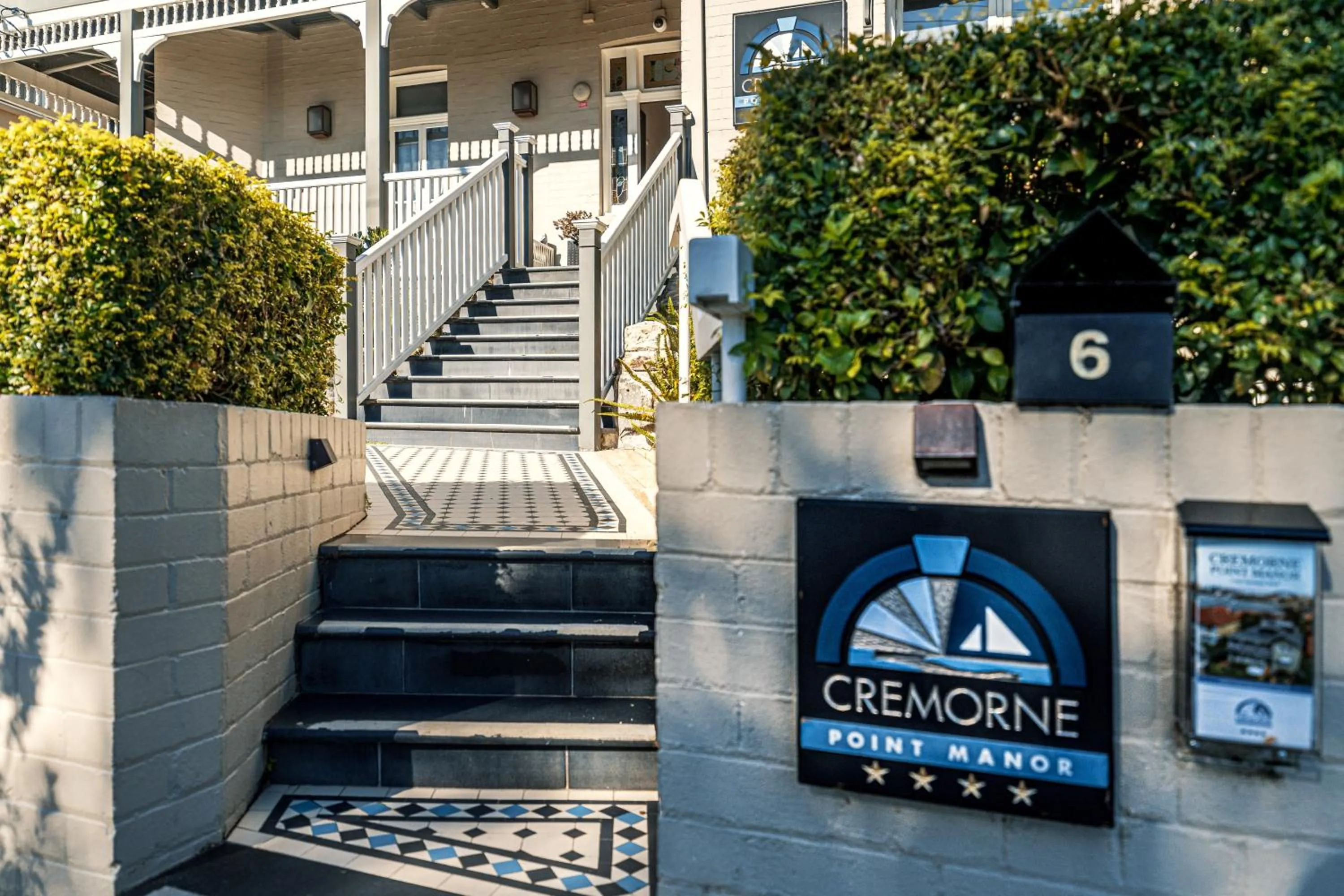 Cremorne Point Manor