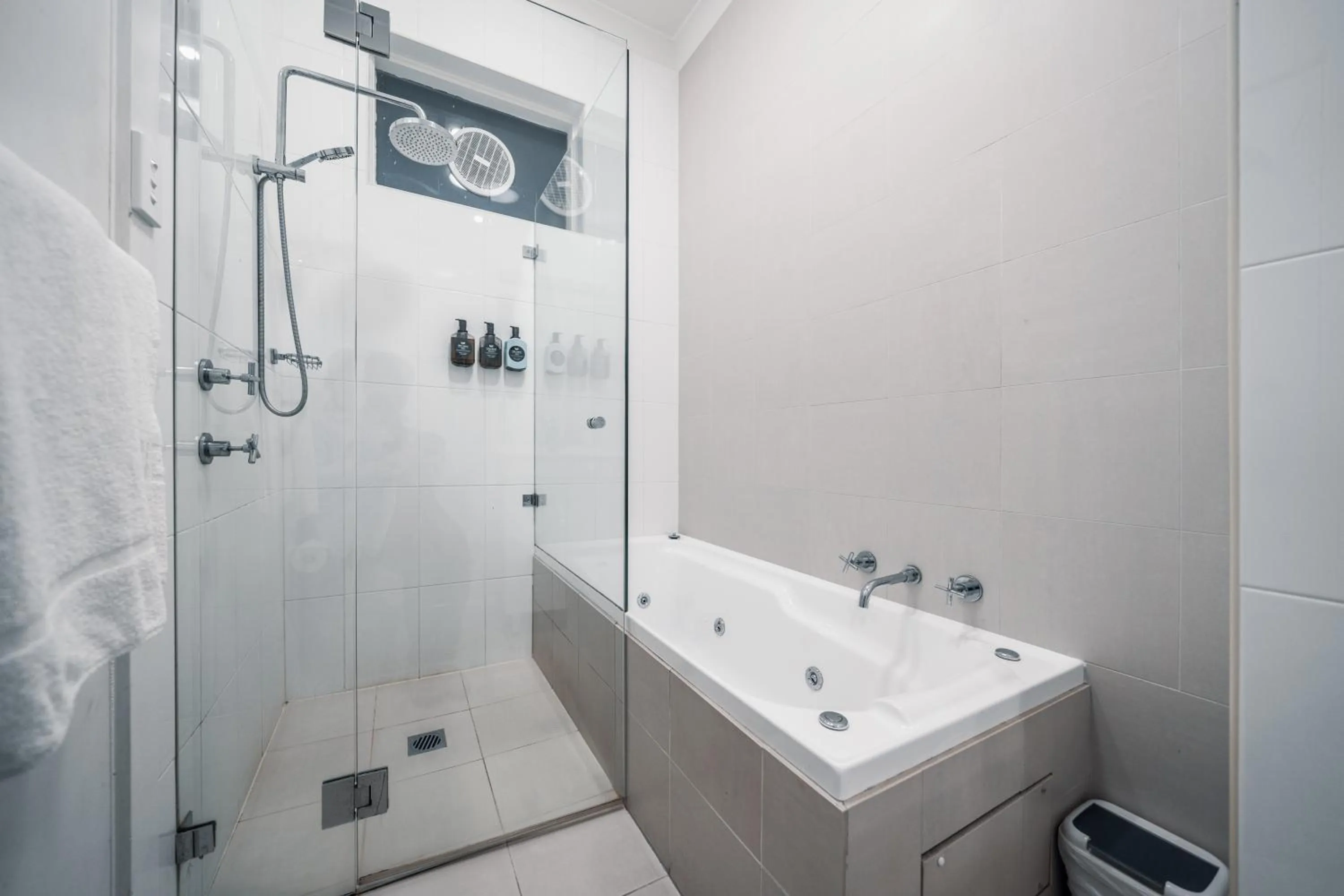 Cremorne Point Manor