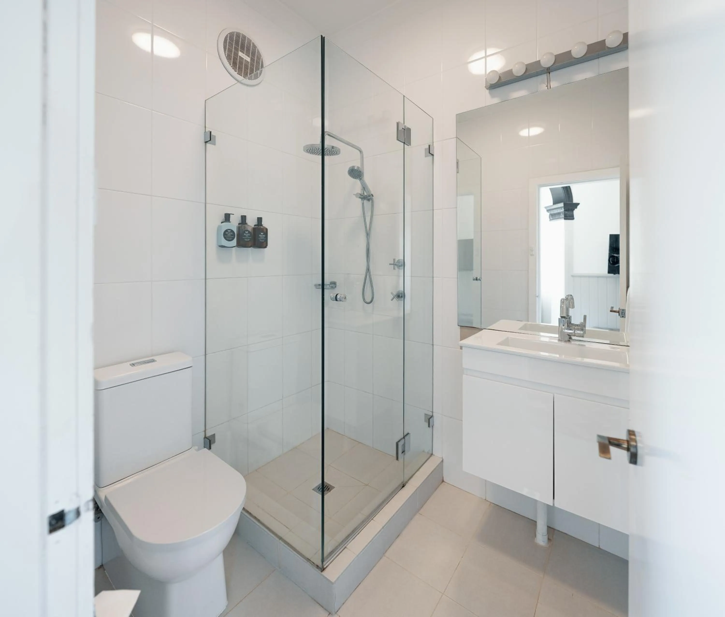 Cremorne Point Manor