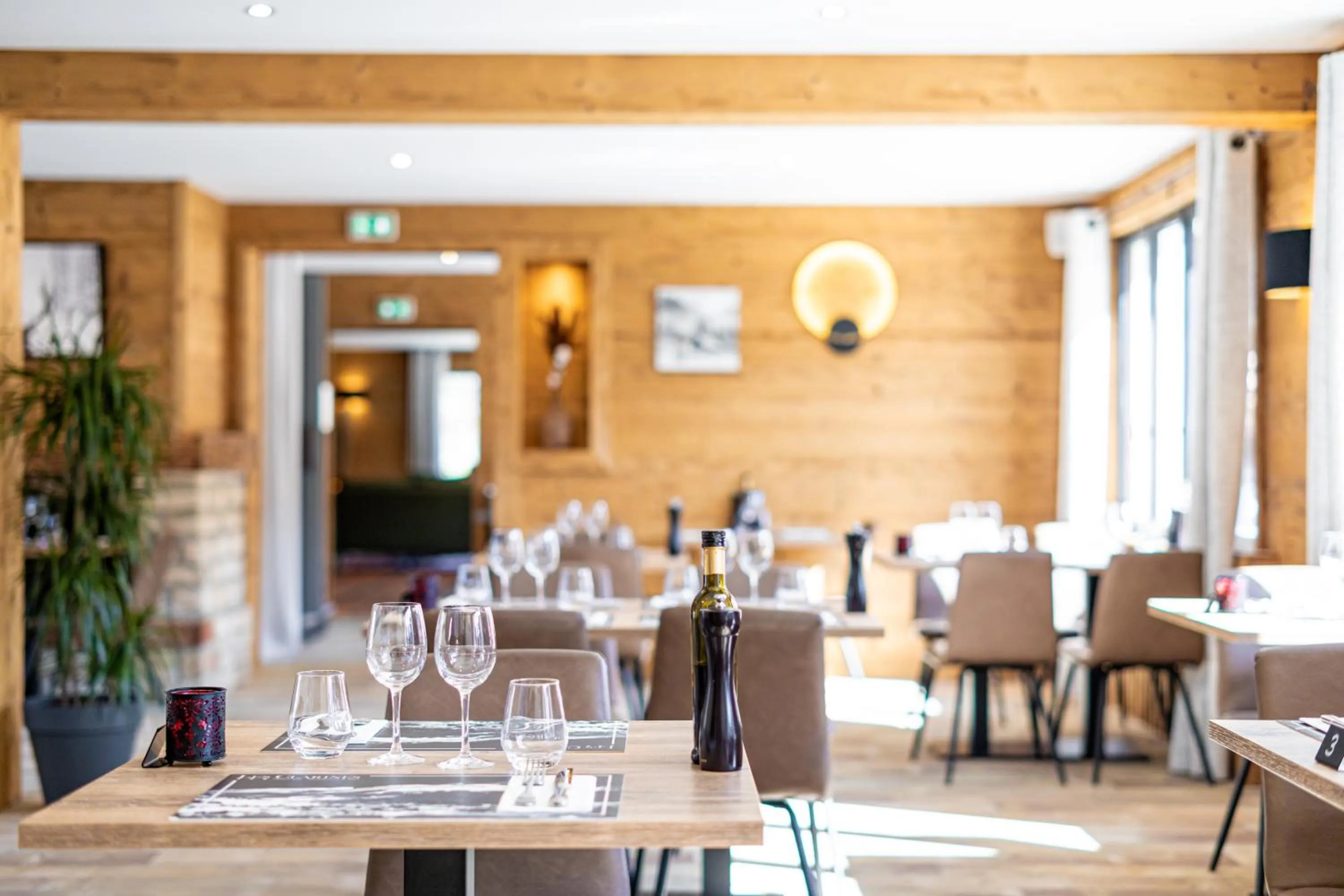 Restaurant/Places to Eat in Hôtel et Spa les Clarines