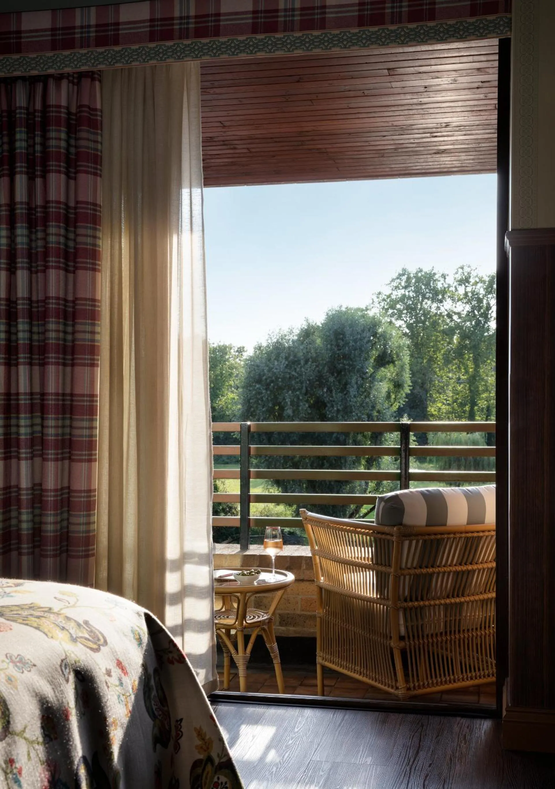 View (from property/room), Bed in Graduate by Hilton Cambridge