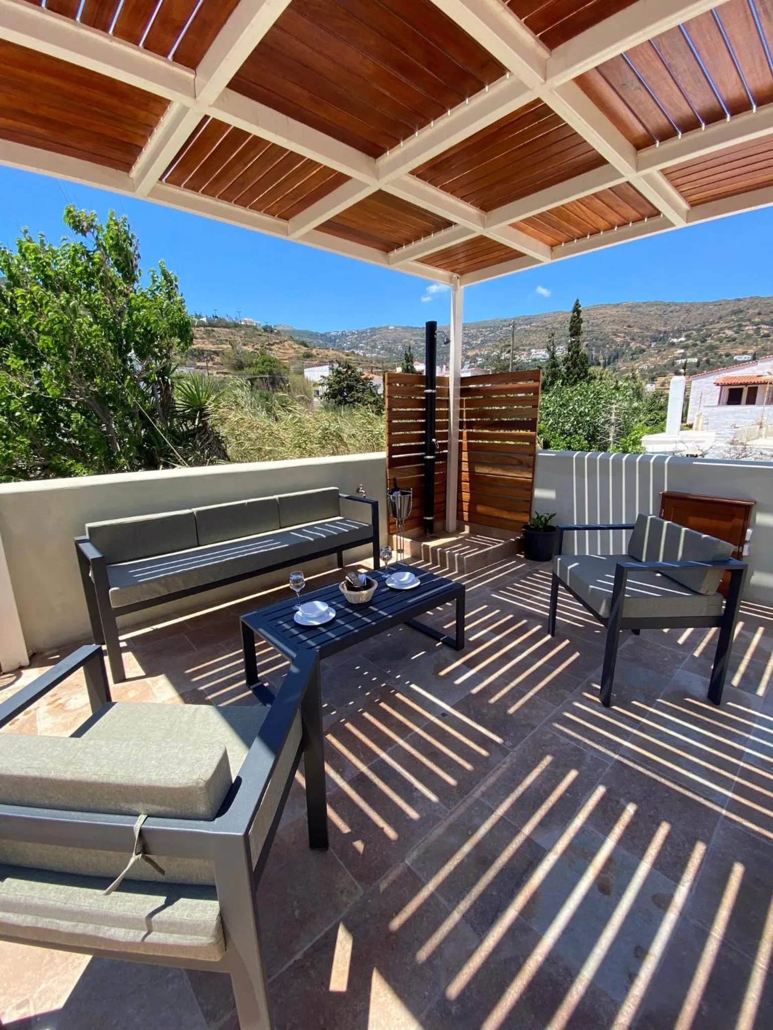 Hot Tub in Andros 4 All Seasons Villas & Suites