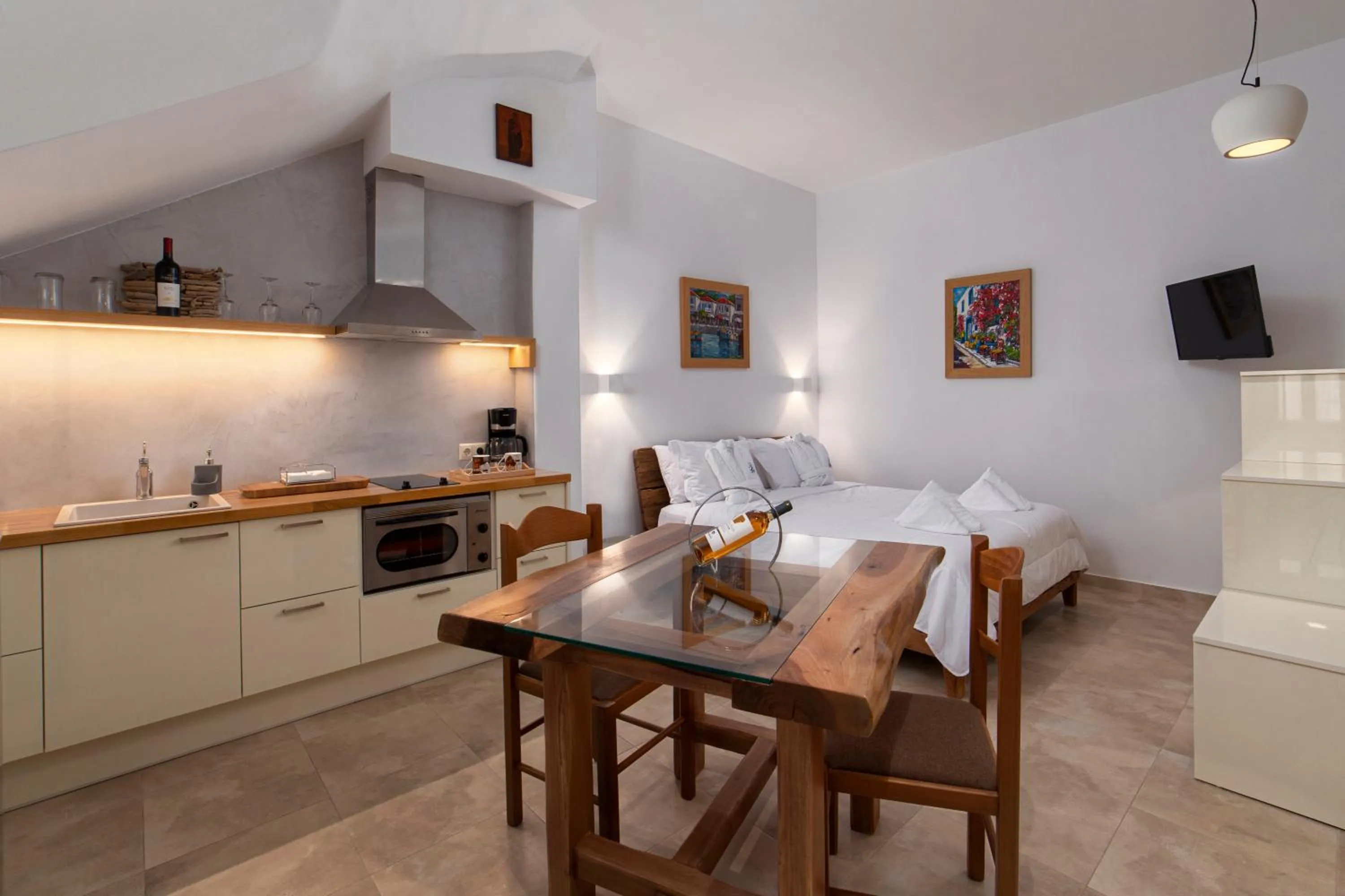 Kitchen or kitchenette in Andros 4 All Seasons Villas & Suites