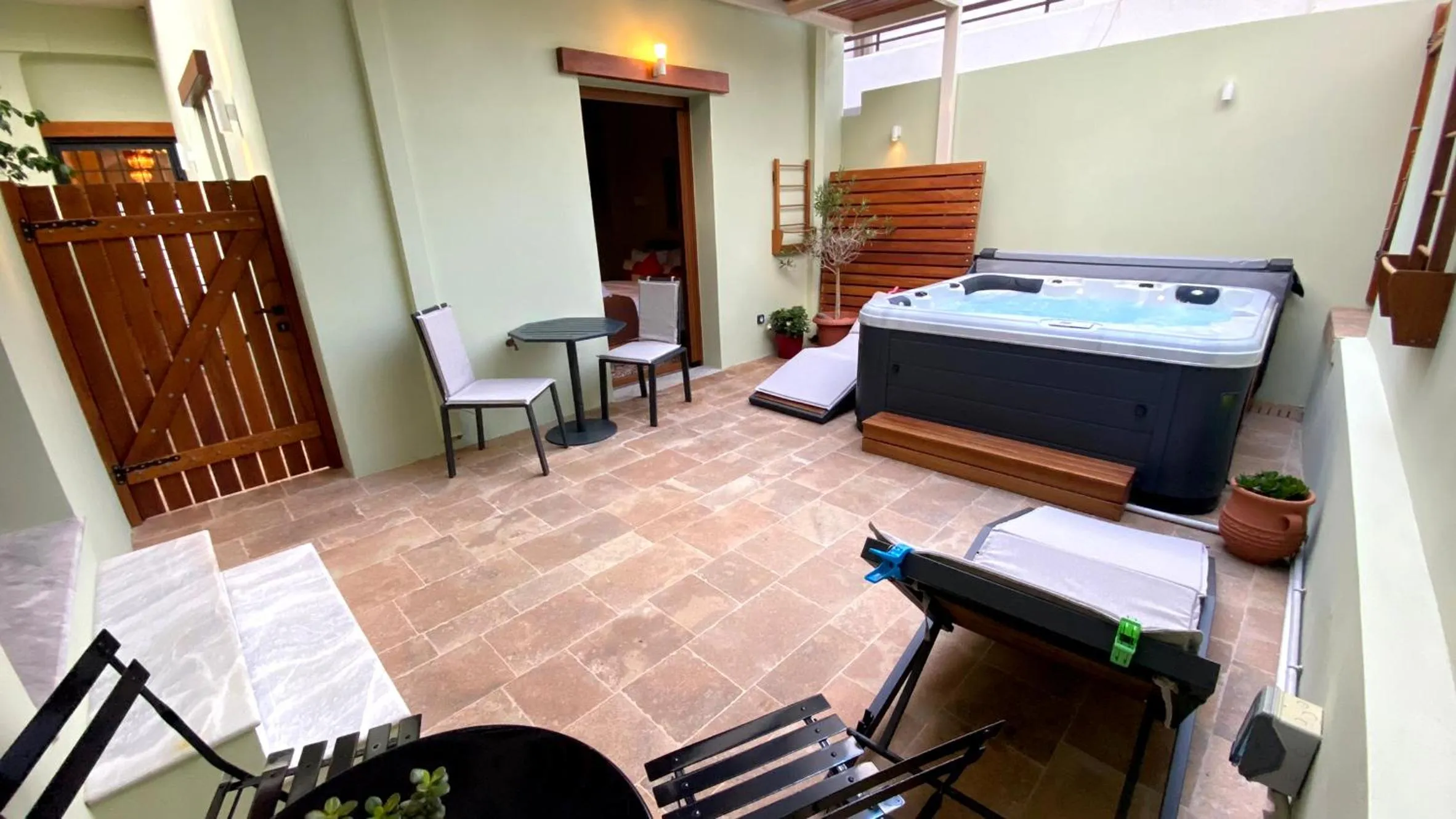 Hot Tub, Bed in Andros 4 All Seasons Villas & Suites