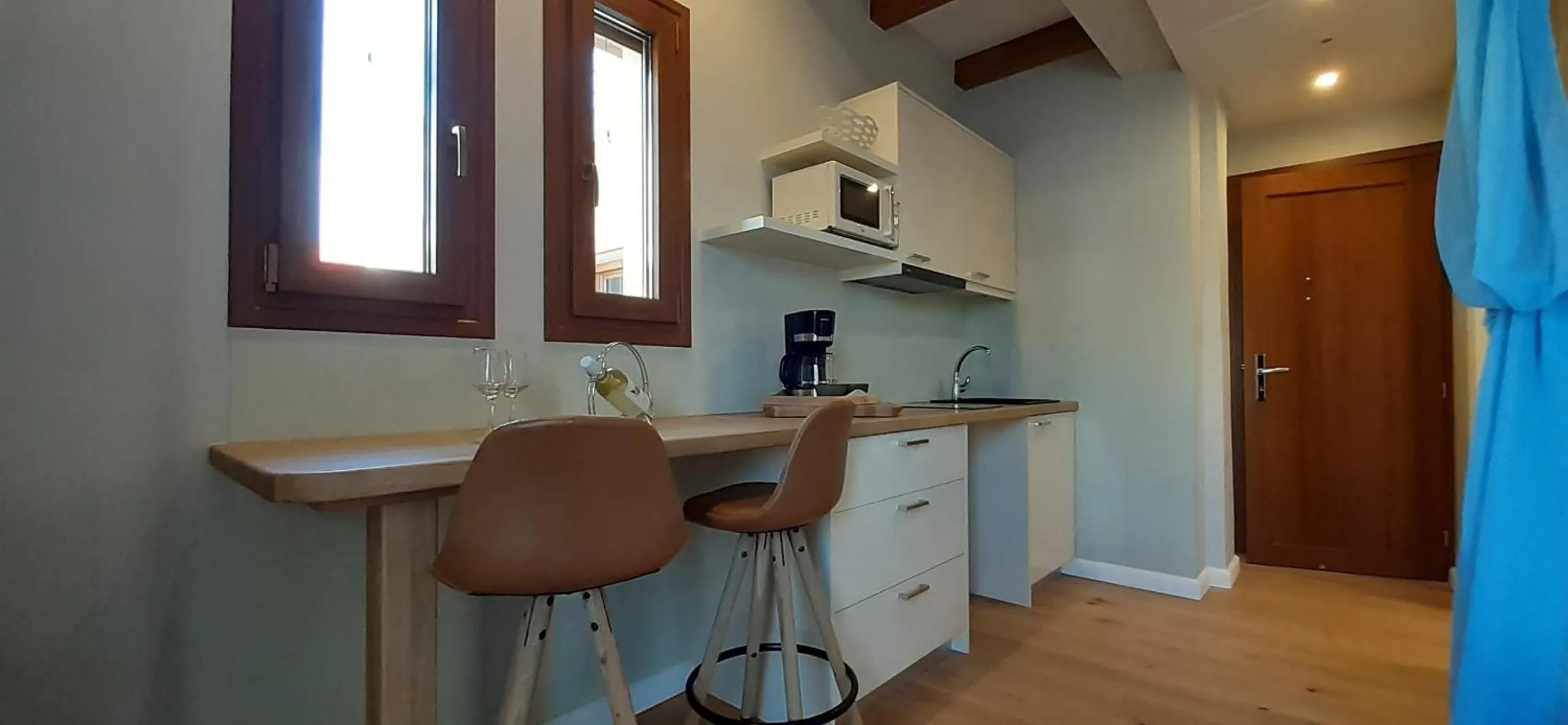 Kitchen or kitchenette in Andros 4 All Seasons Villas & Suites