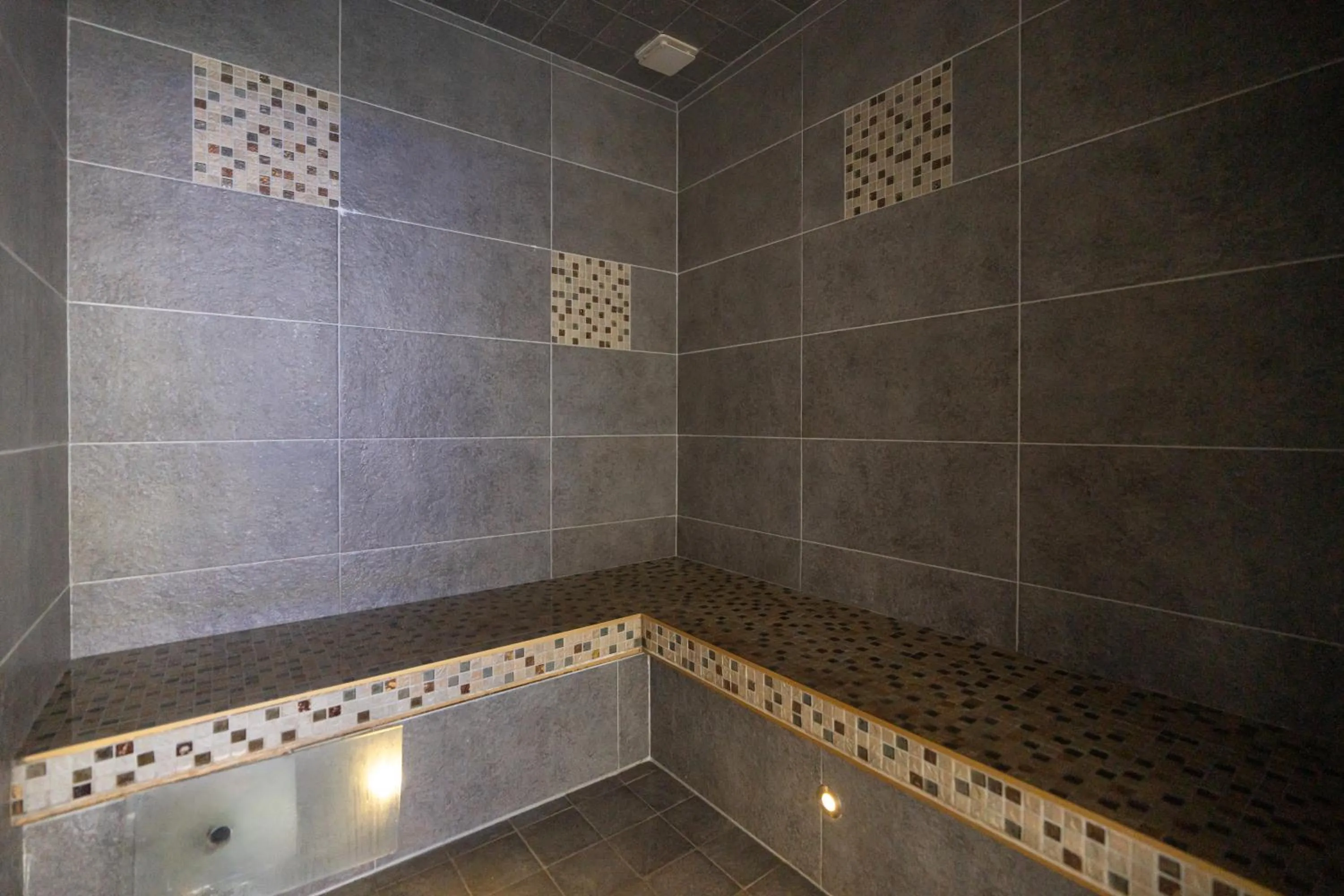 Steam room in Grand Hôtel des Bains SPA