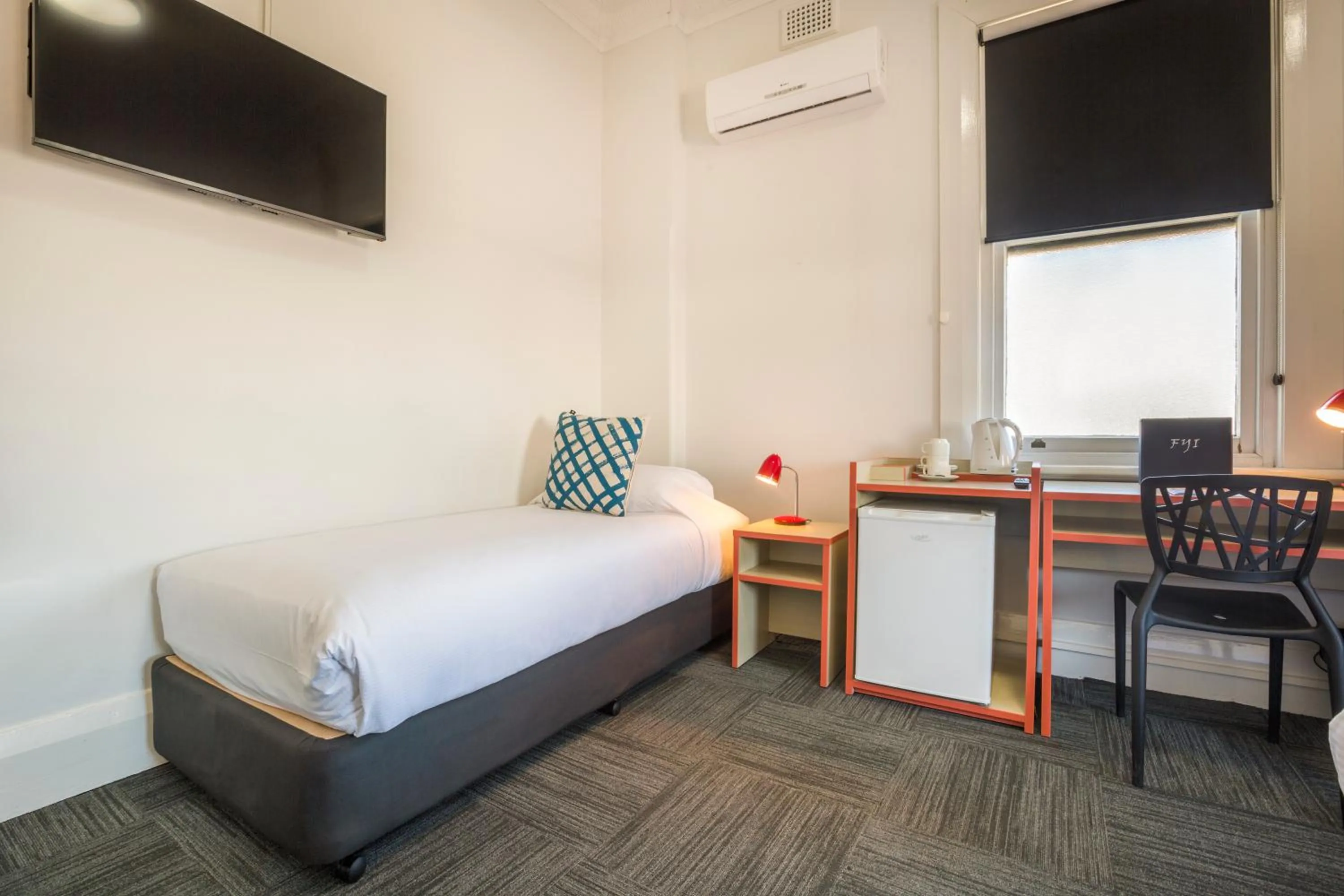 Bed in Melton Hotel Auburn