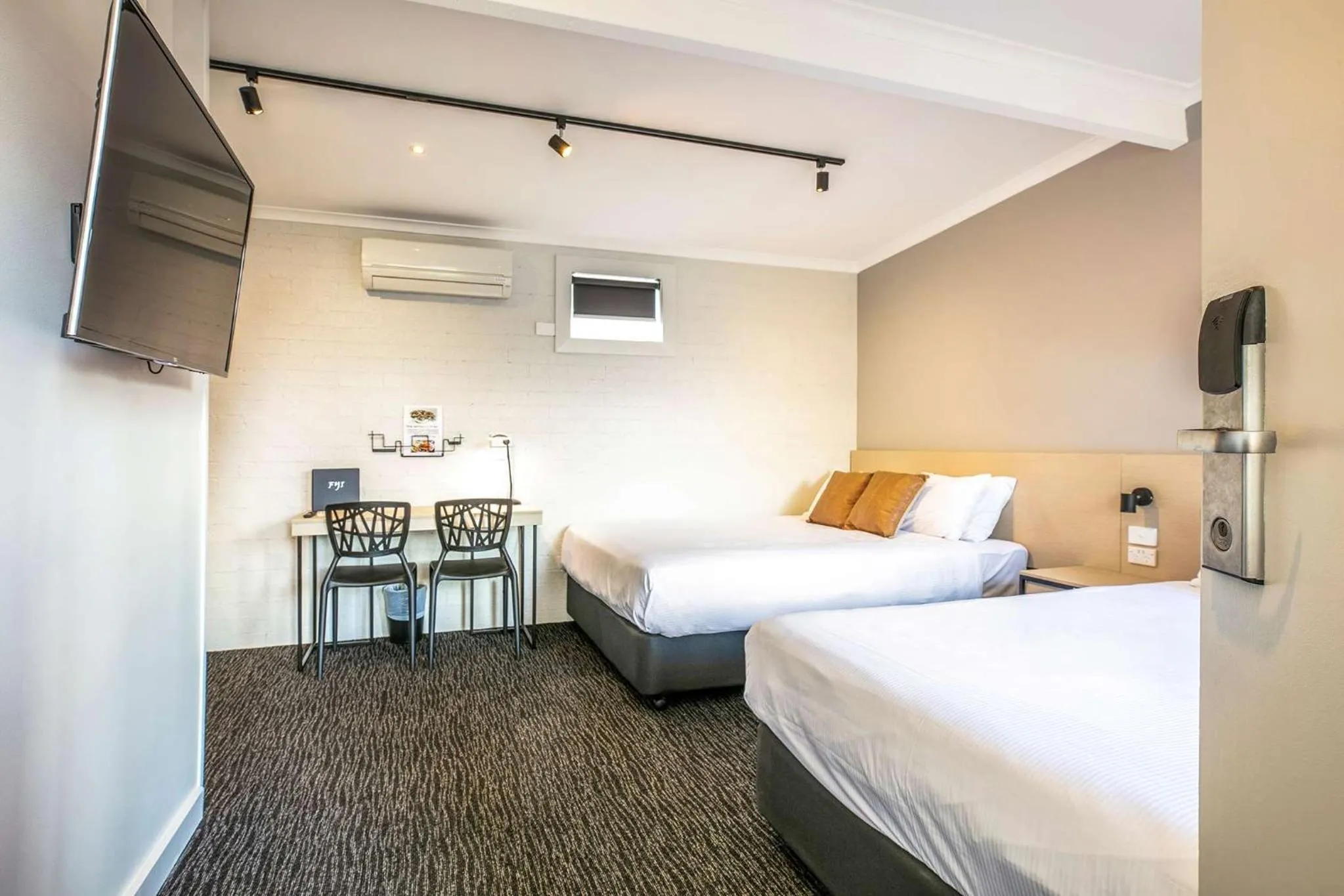 Bedroom, Bed in Nightcap at Colyton Hotel