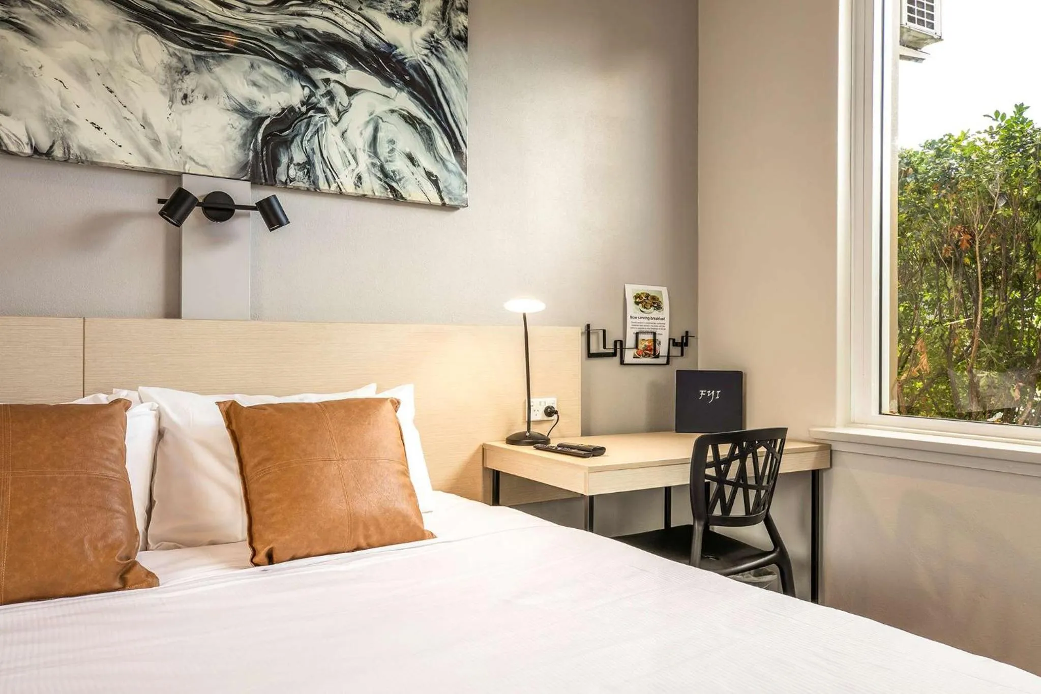 Bedroom, Bed in Nightcap at Colyton Hotel