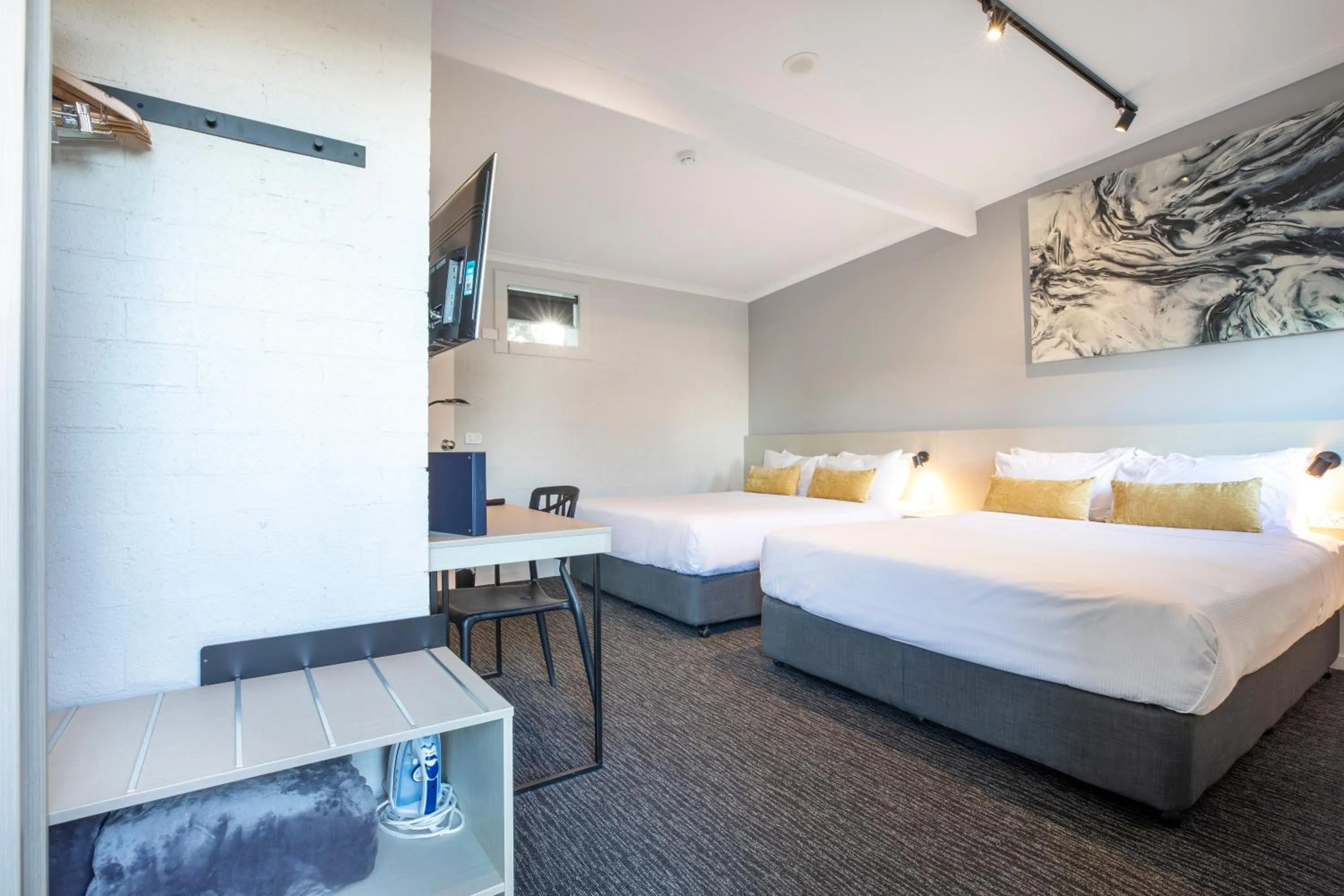 Bed in Nightcap at Colyton Hotel