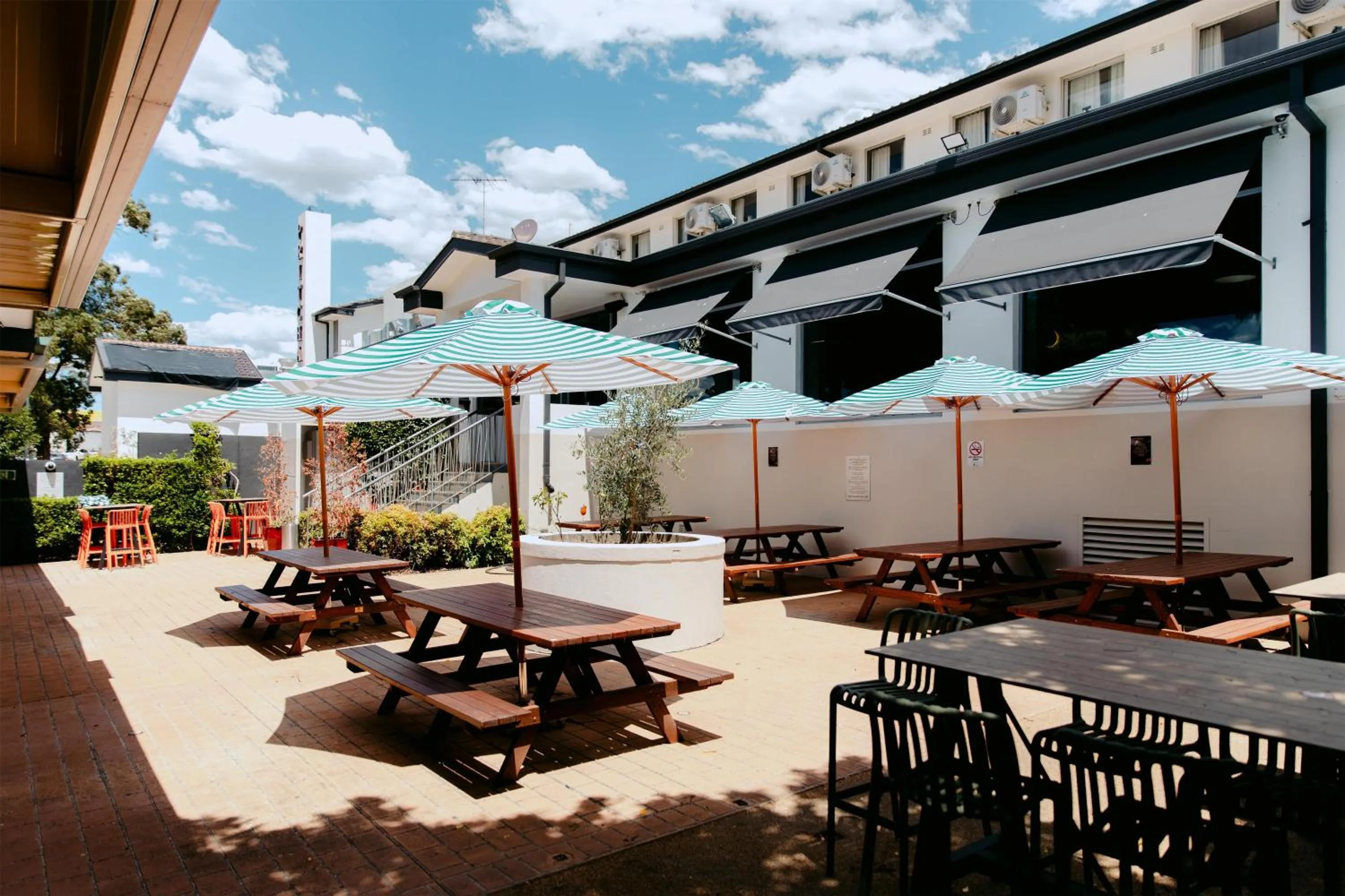 Nightcap at Pritchards Hotel