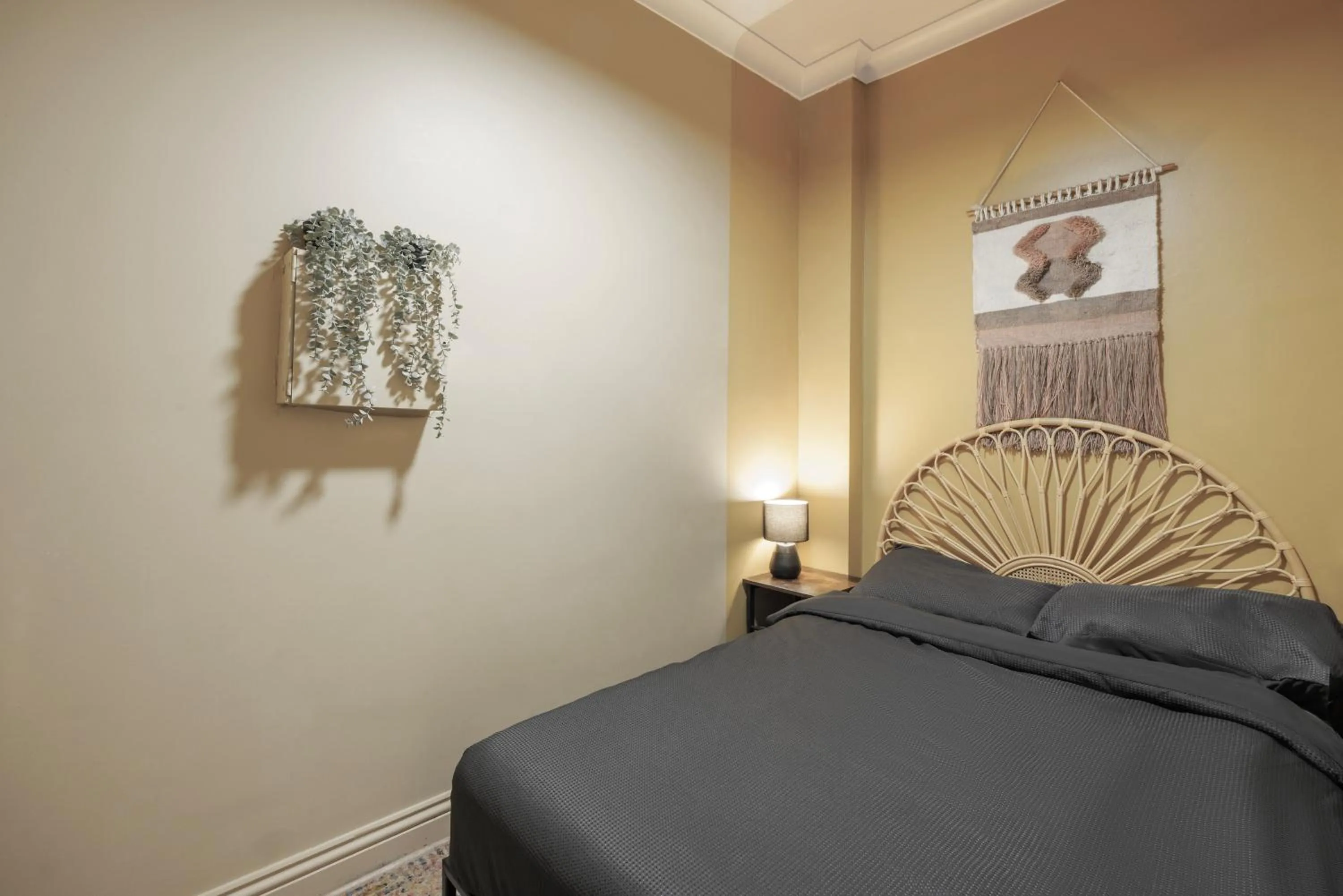 Bedroom, Bed in Mad Monkey Hostel Coogee Beach