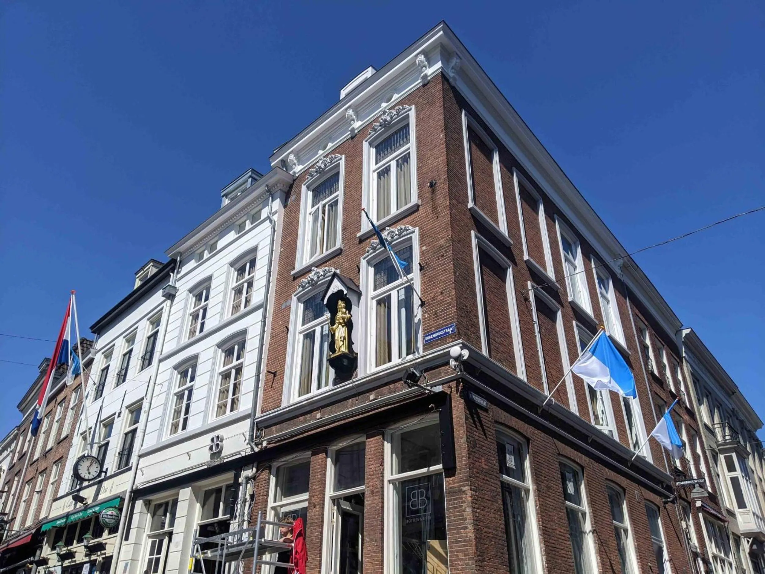 People in Hotel Haverkist