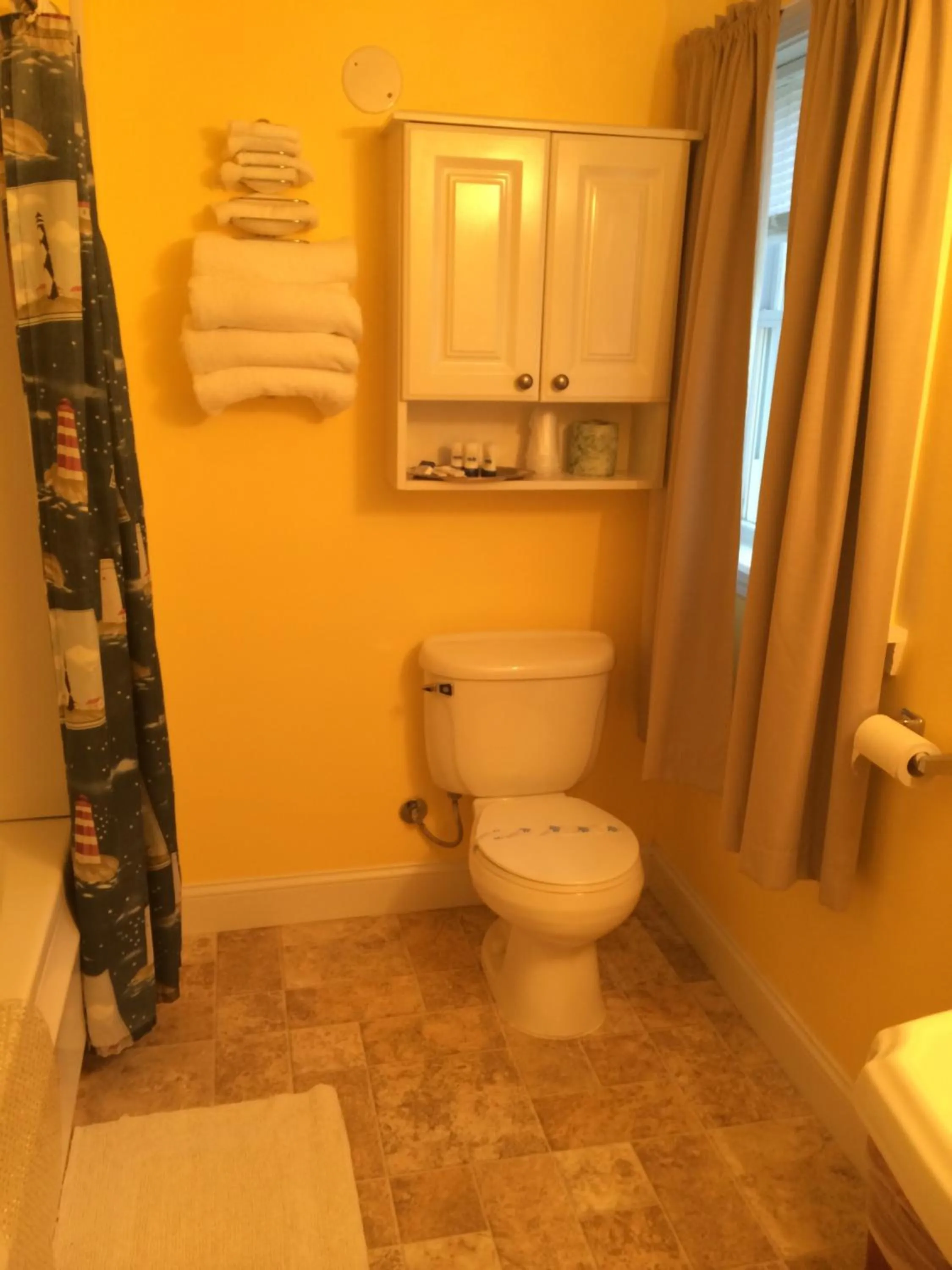 Bathroom in Lodge at Kennebunk