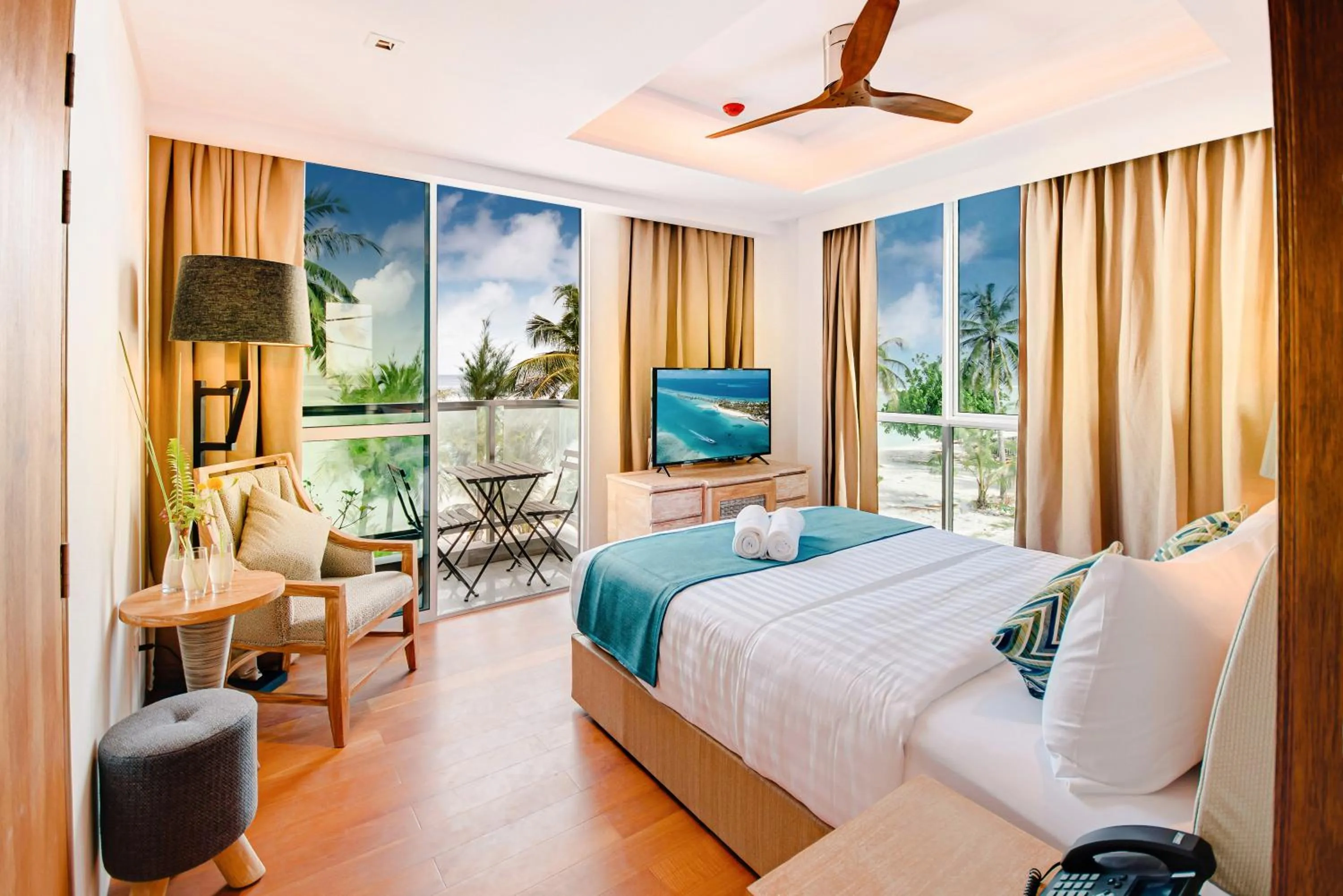 Bedroom, Bed in Seasalter Maldives