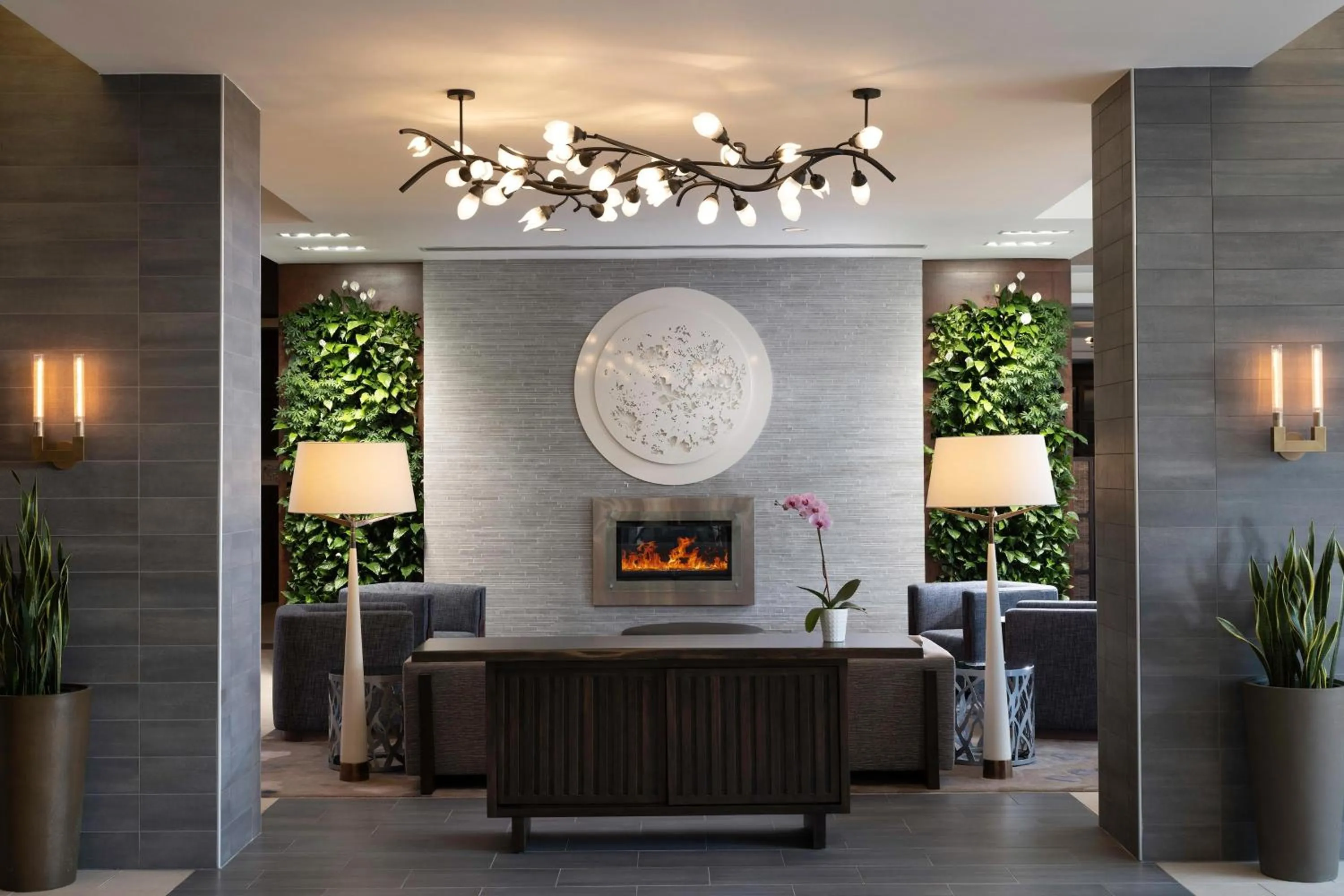 Lobby or reception in The Westin Reston Heights