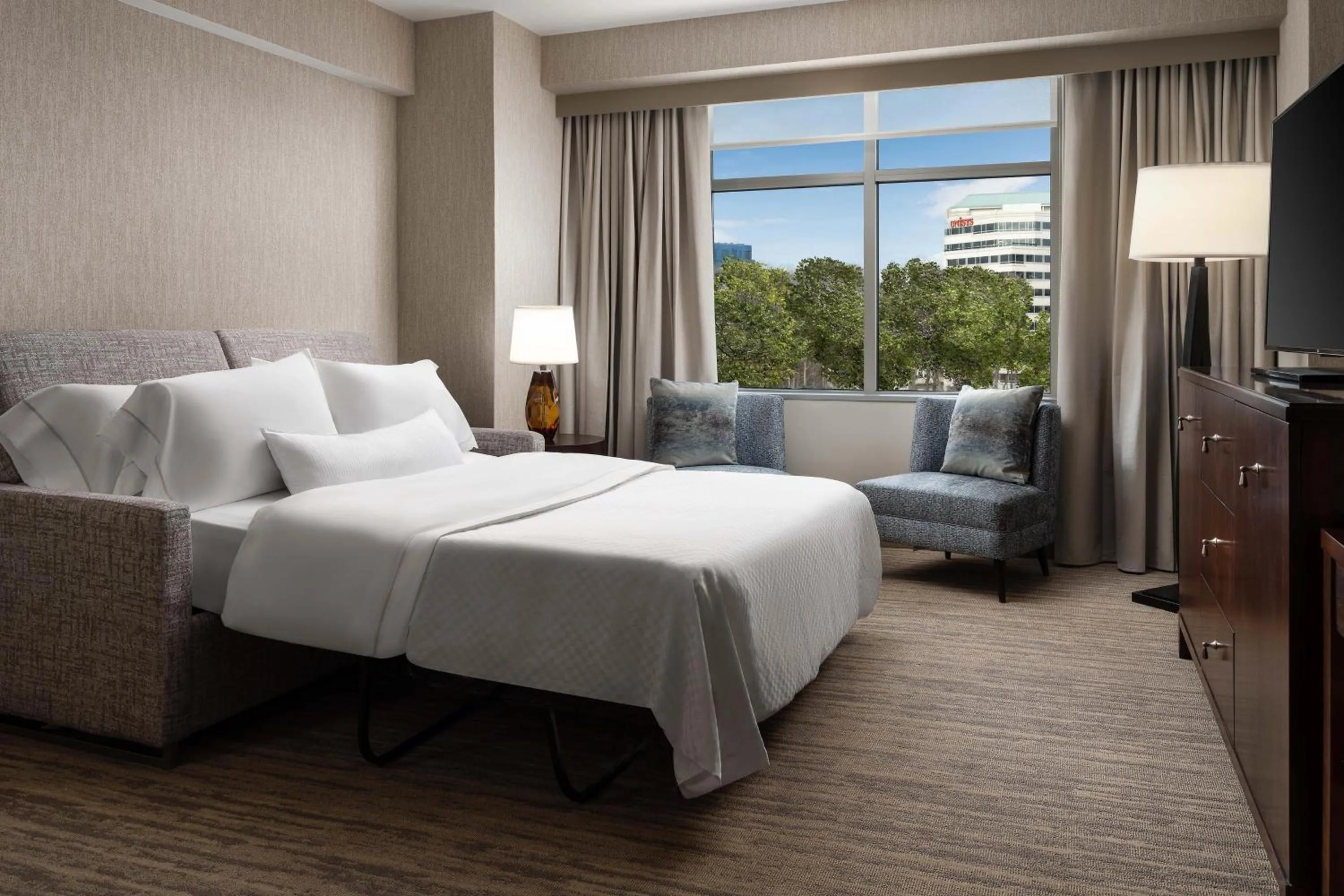 Bedroom, Bed in The Westin Reston Heights