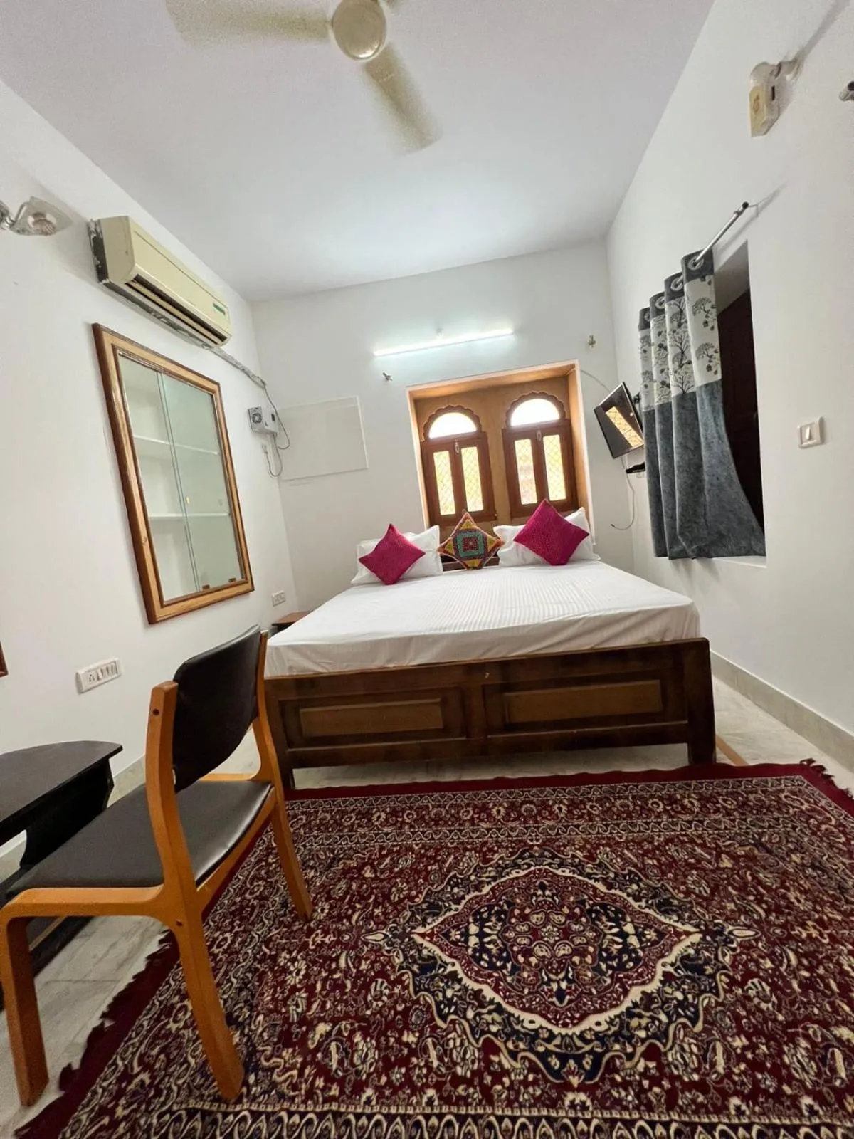 Bed in Golden villa