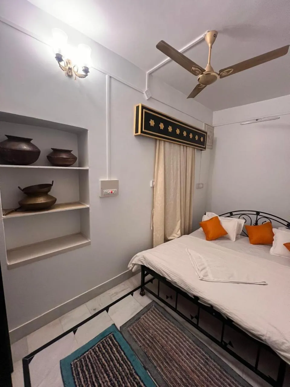 Apartment with Terrace in Golden villa
